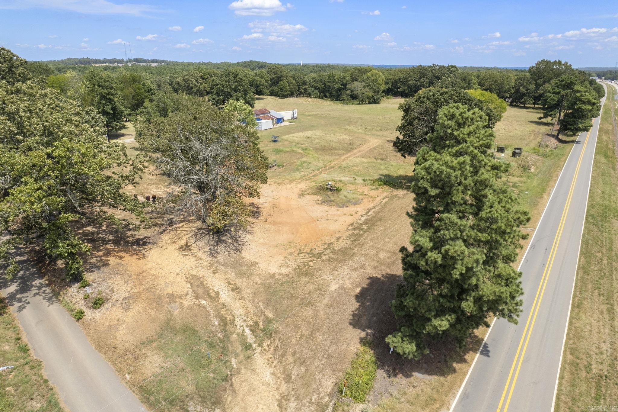 2820 N Beggs Property Photo 34