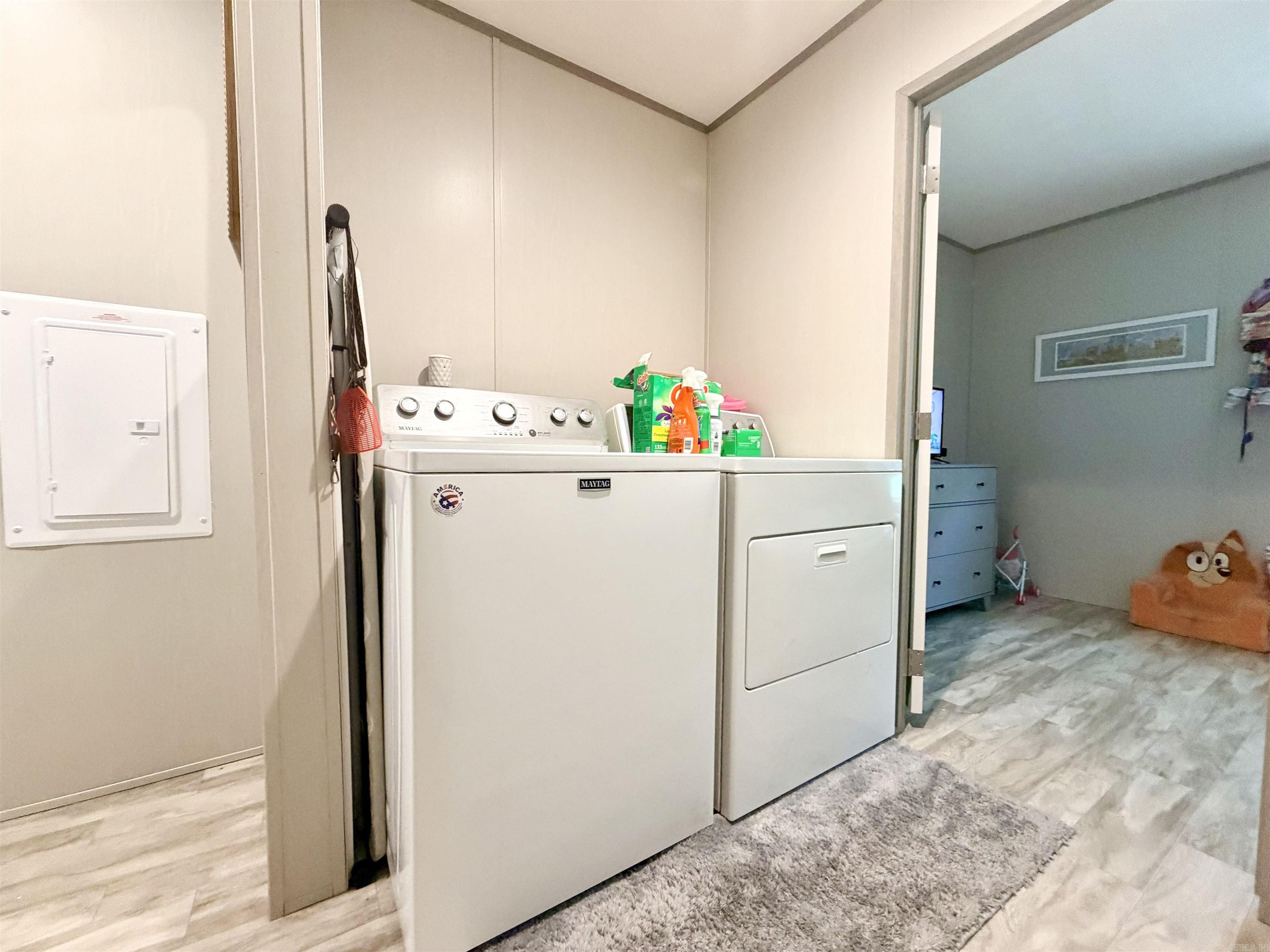 160 & 170 Honey Bee Road Property Photo 14