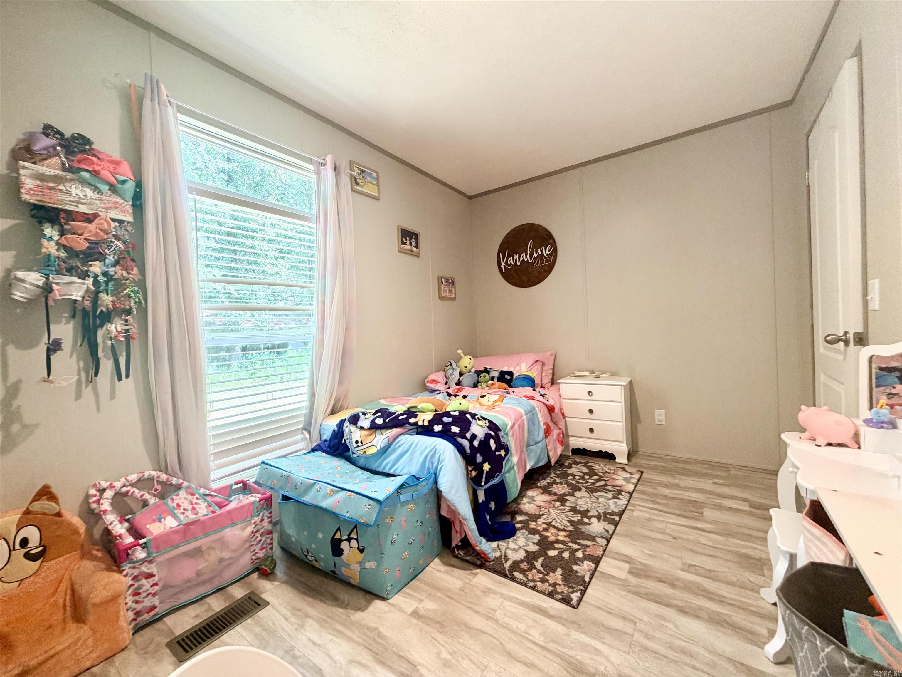 160 & 170 Honey Bee Road Property Photo 15
