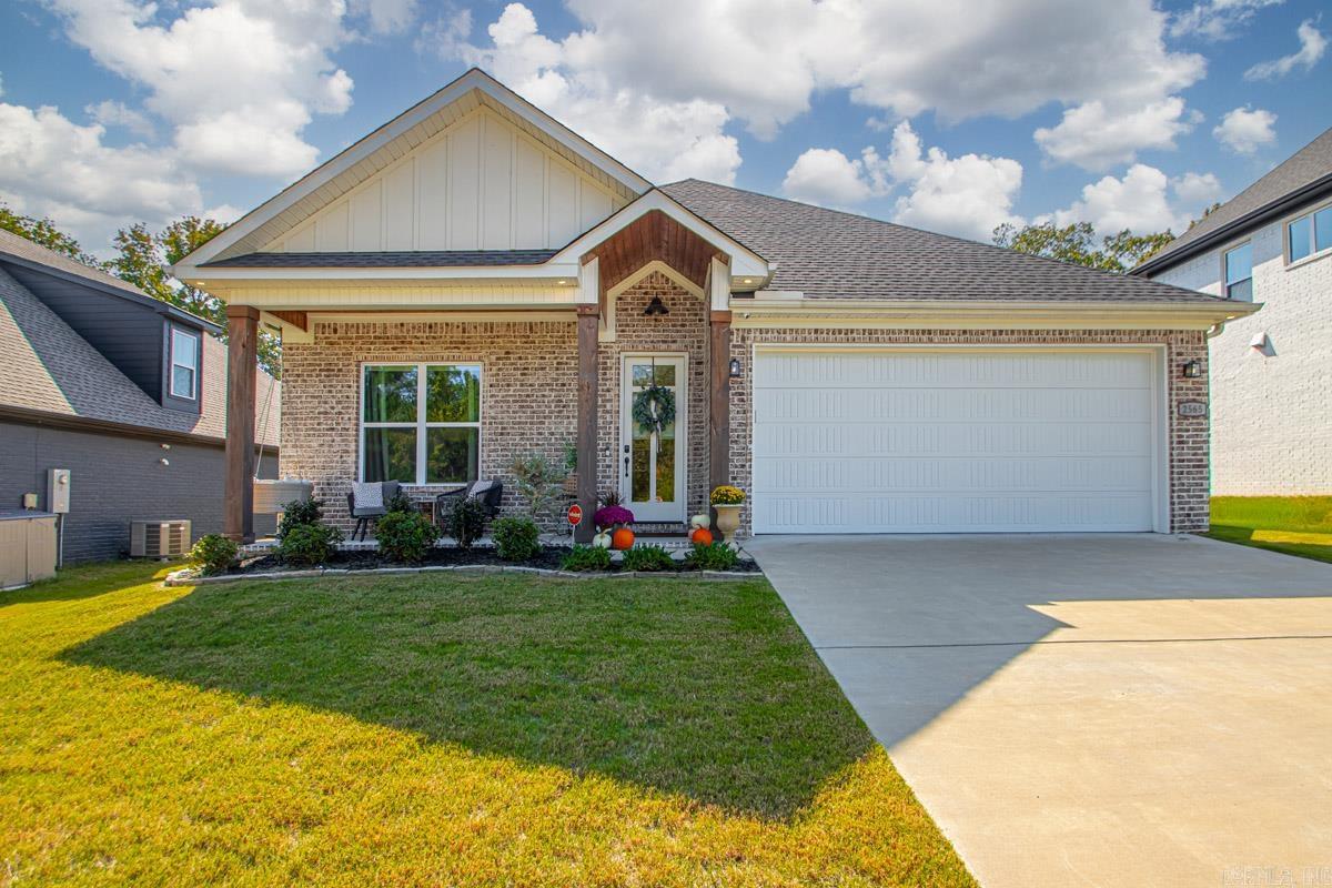 2565 Kara Lane Property Photo 1