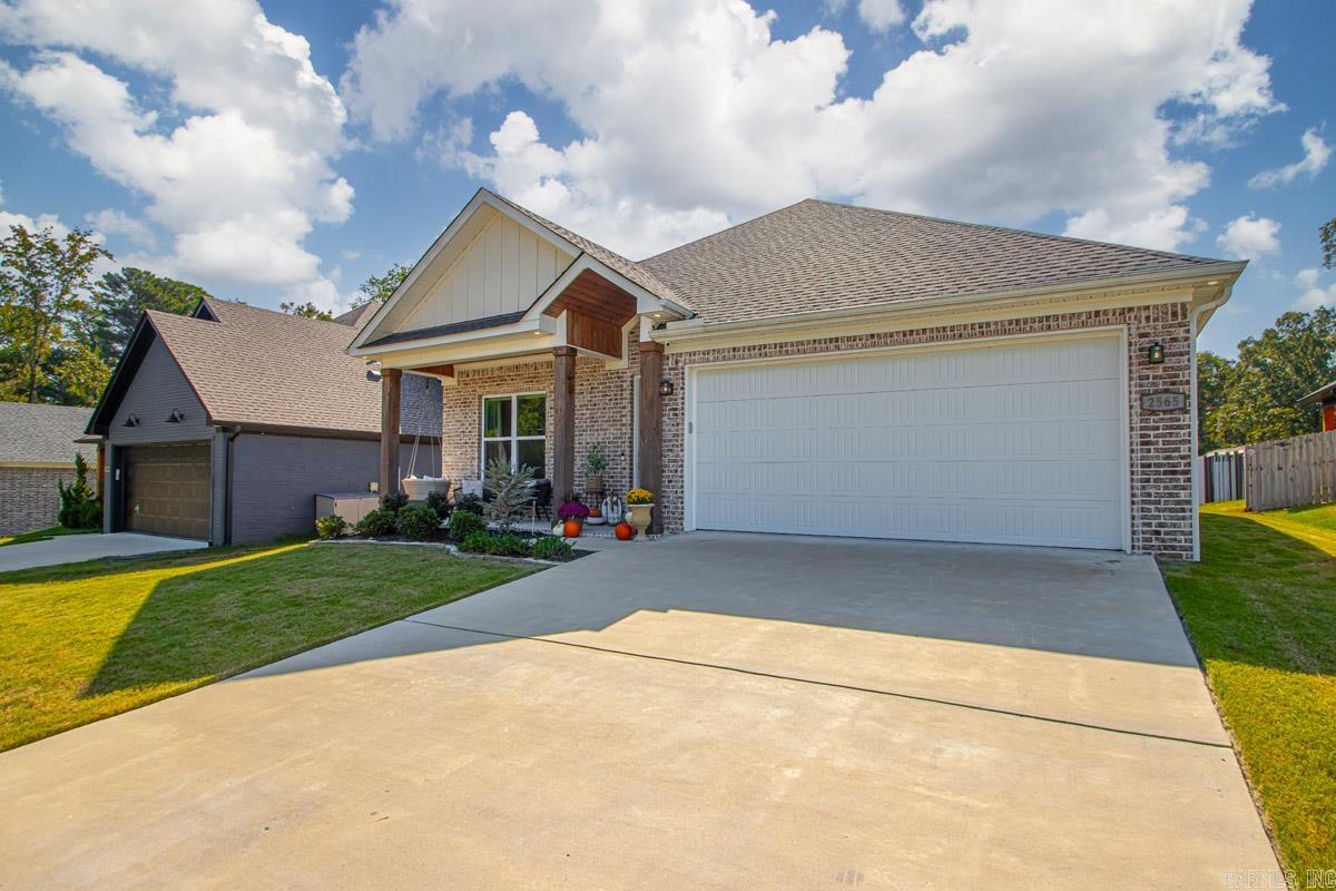 2565 Kara Lane Property Photo 4