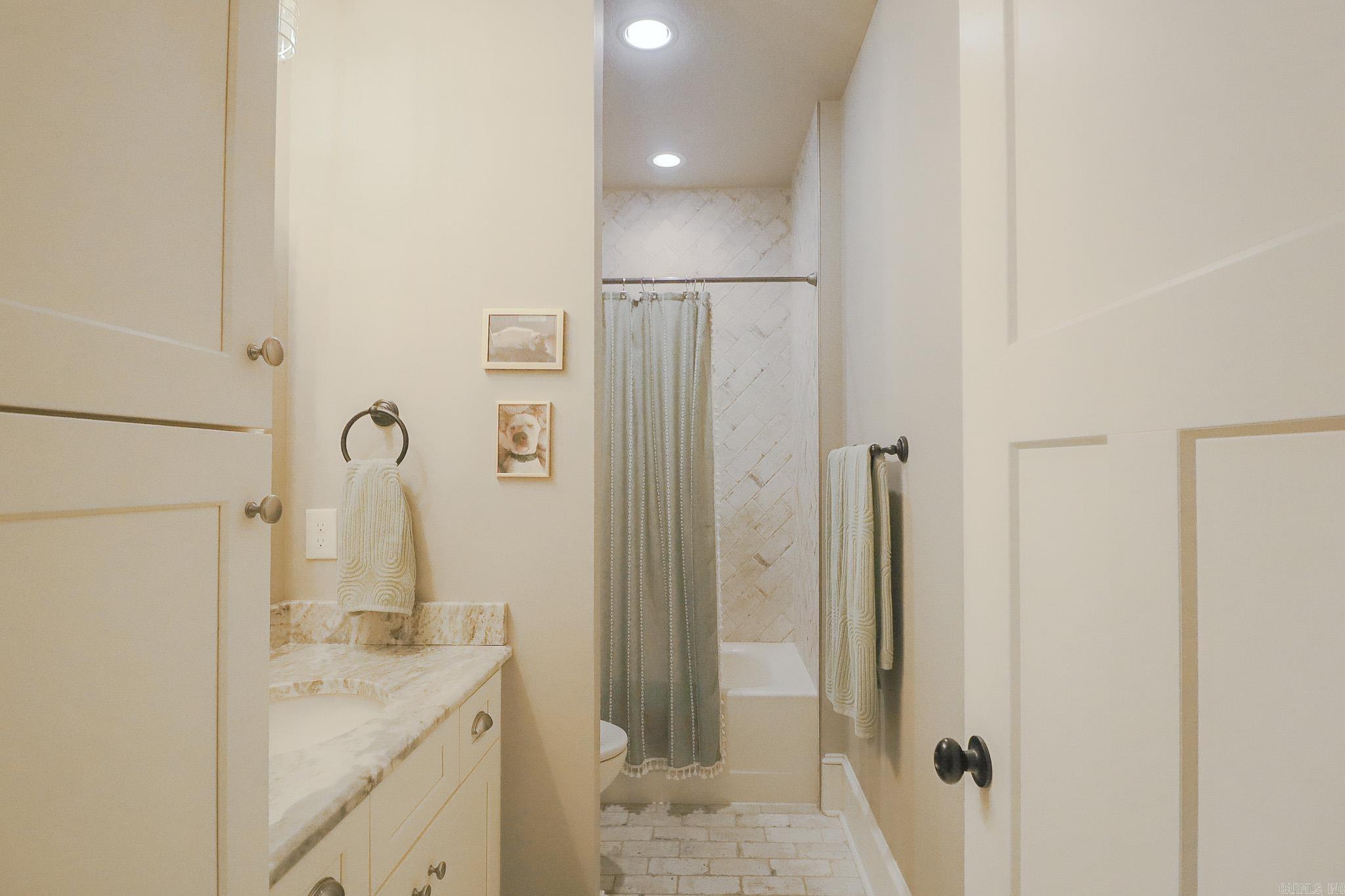 3120 Serenity Hills Drive Property Photo 9