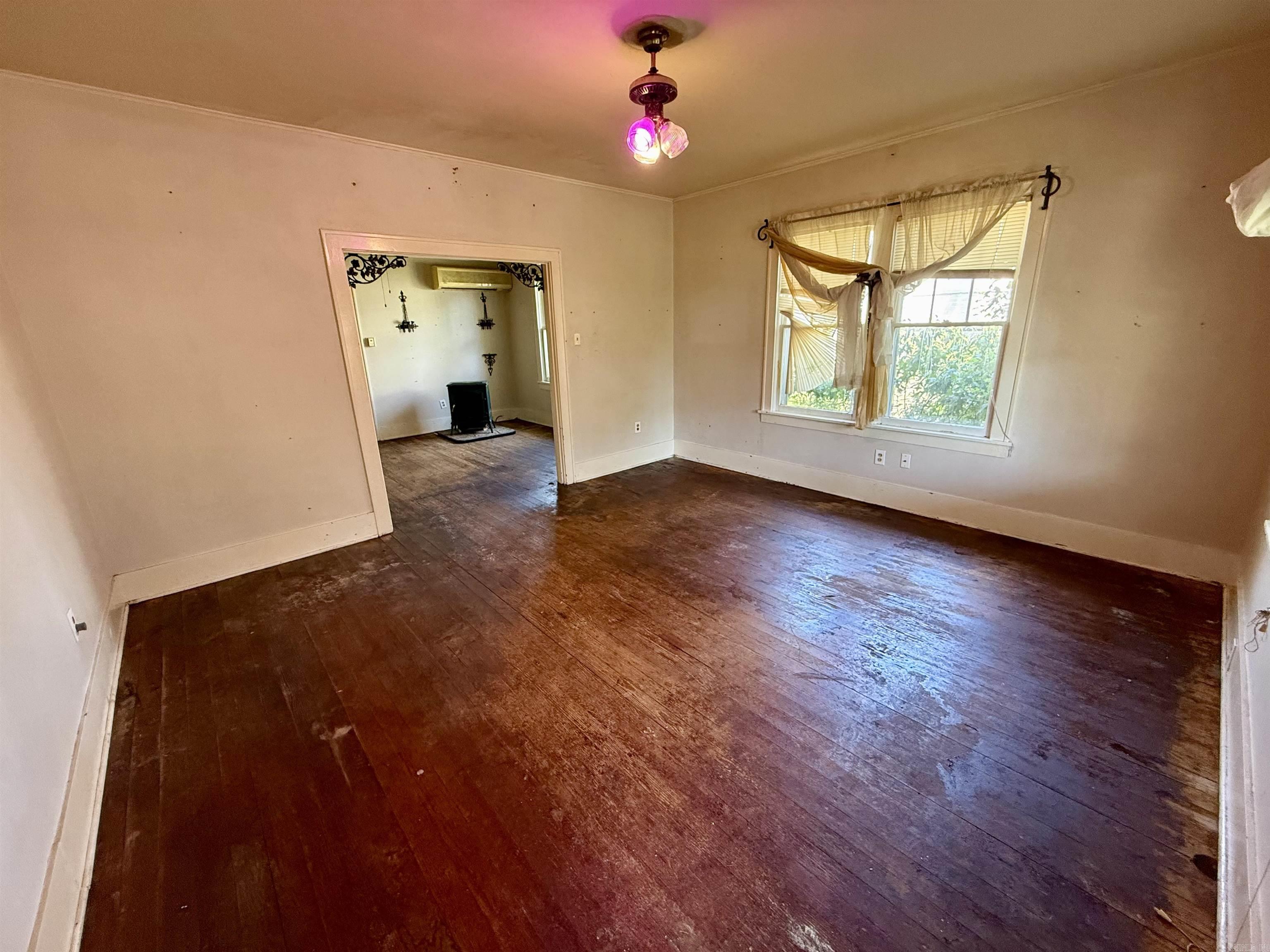708 Garland Avenue Property Photo 6