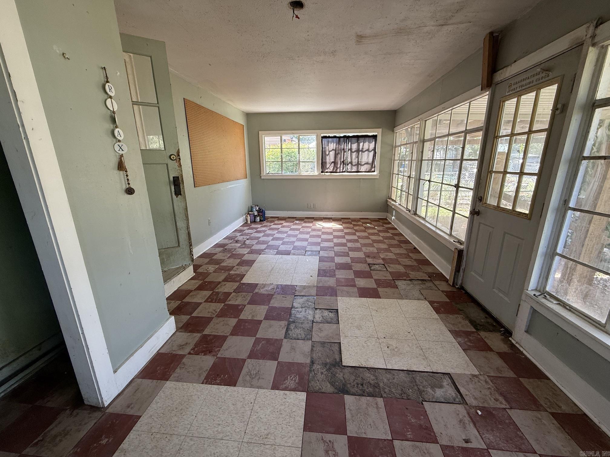 708 Garland Avenue Property Photo 18
