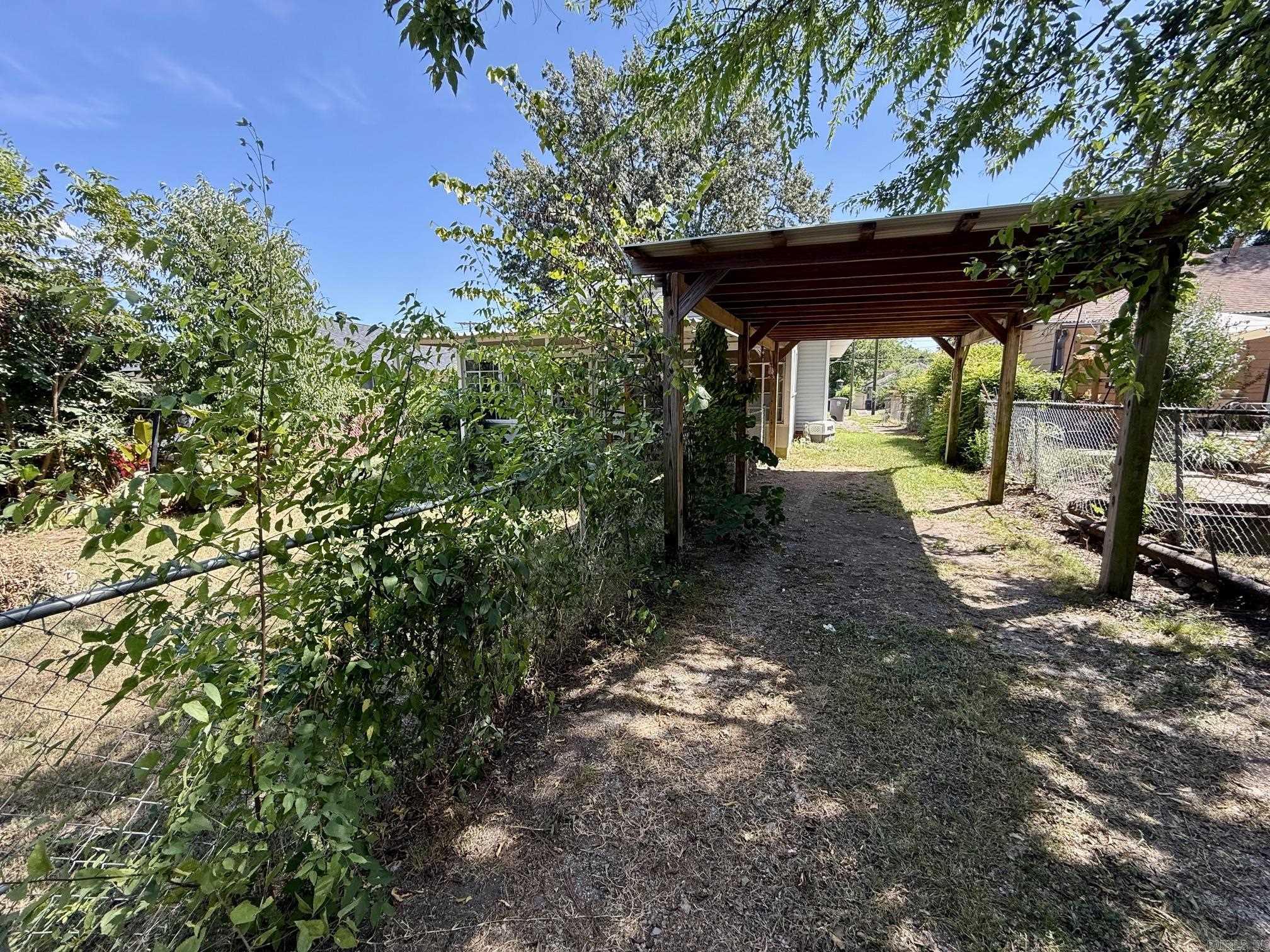 708 Garland Avenue Property Photo 21