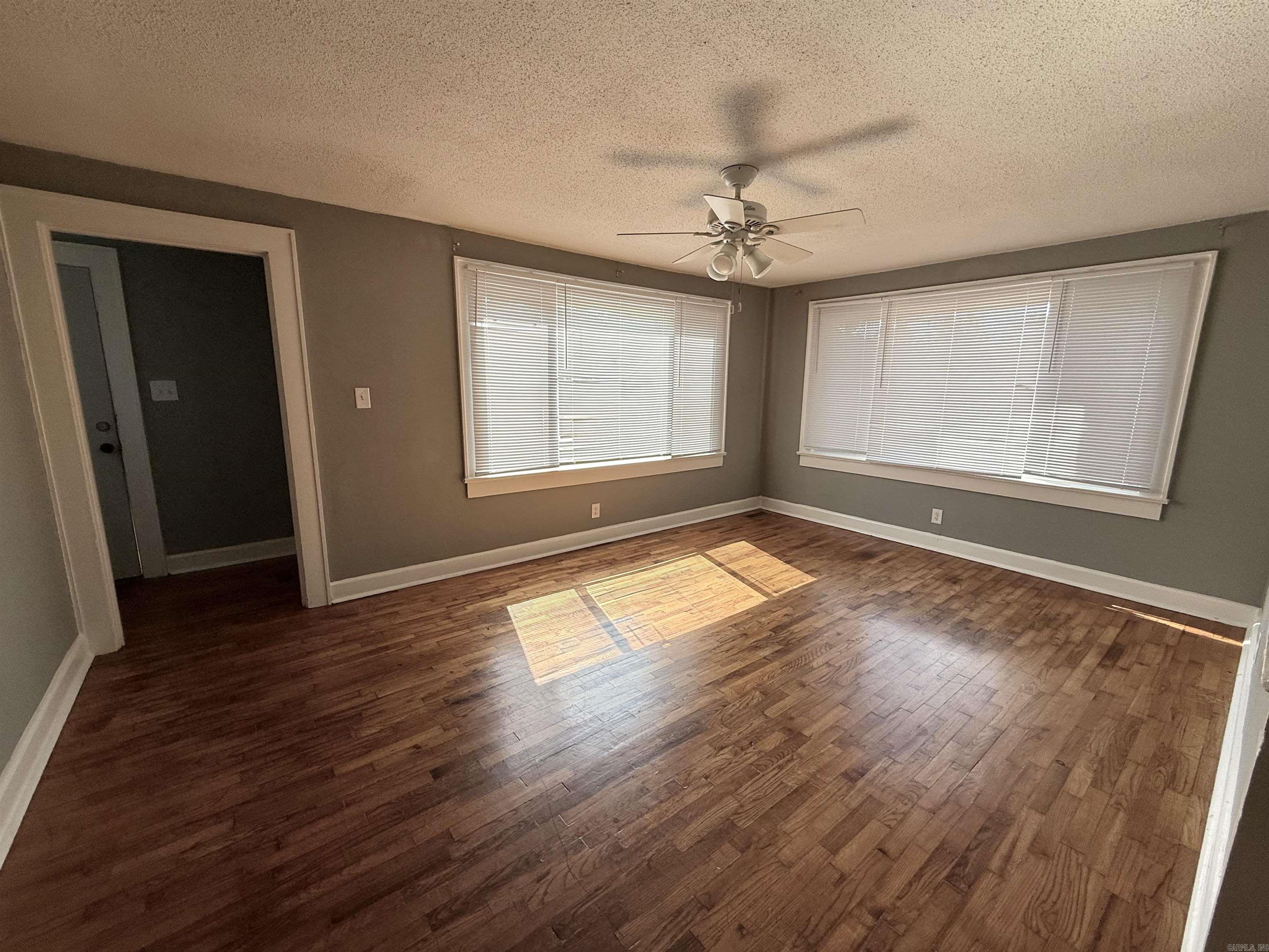 244 S Patterson Street Property Photo 6