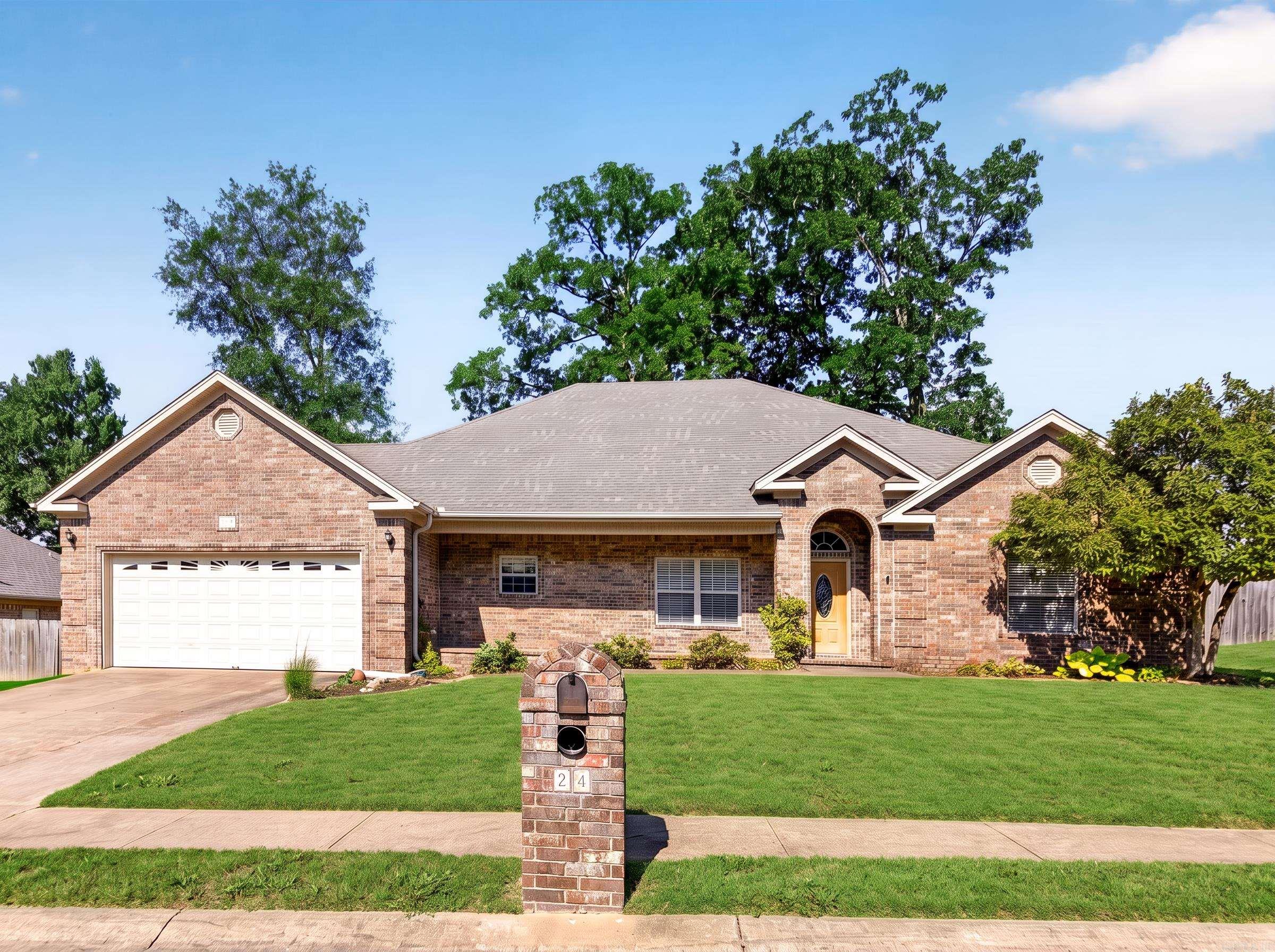 24 Crosswinds Drive Property Photo 1