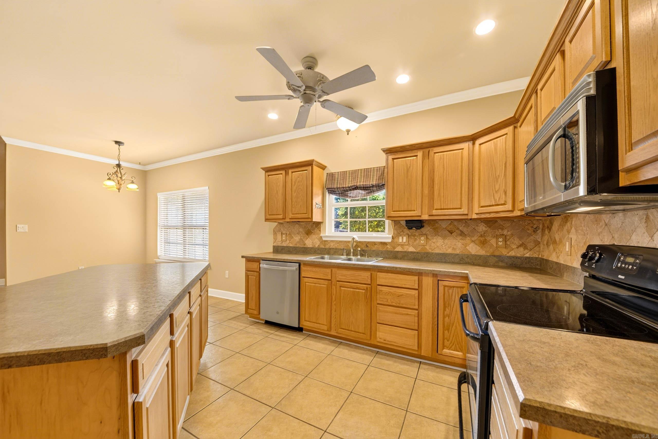24 Crosswinds Drive Property Photo 7