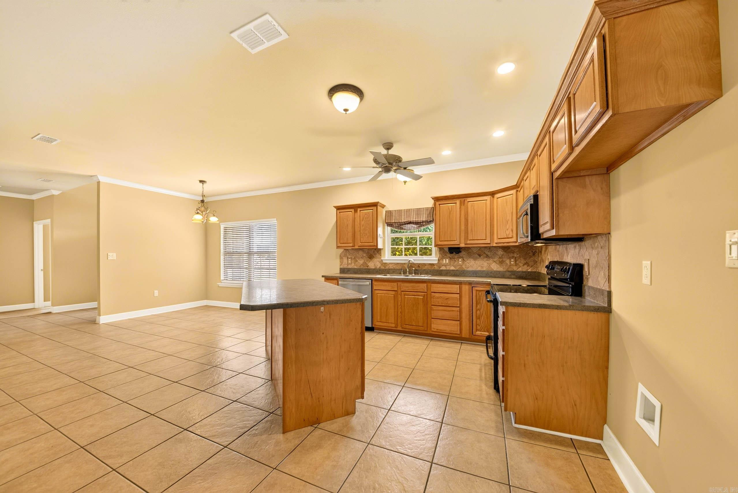24 Crosswinds Drive Property Photo 10