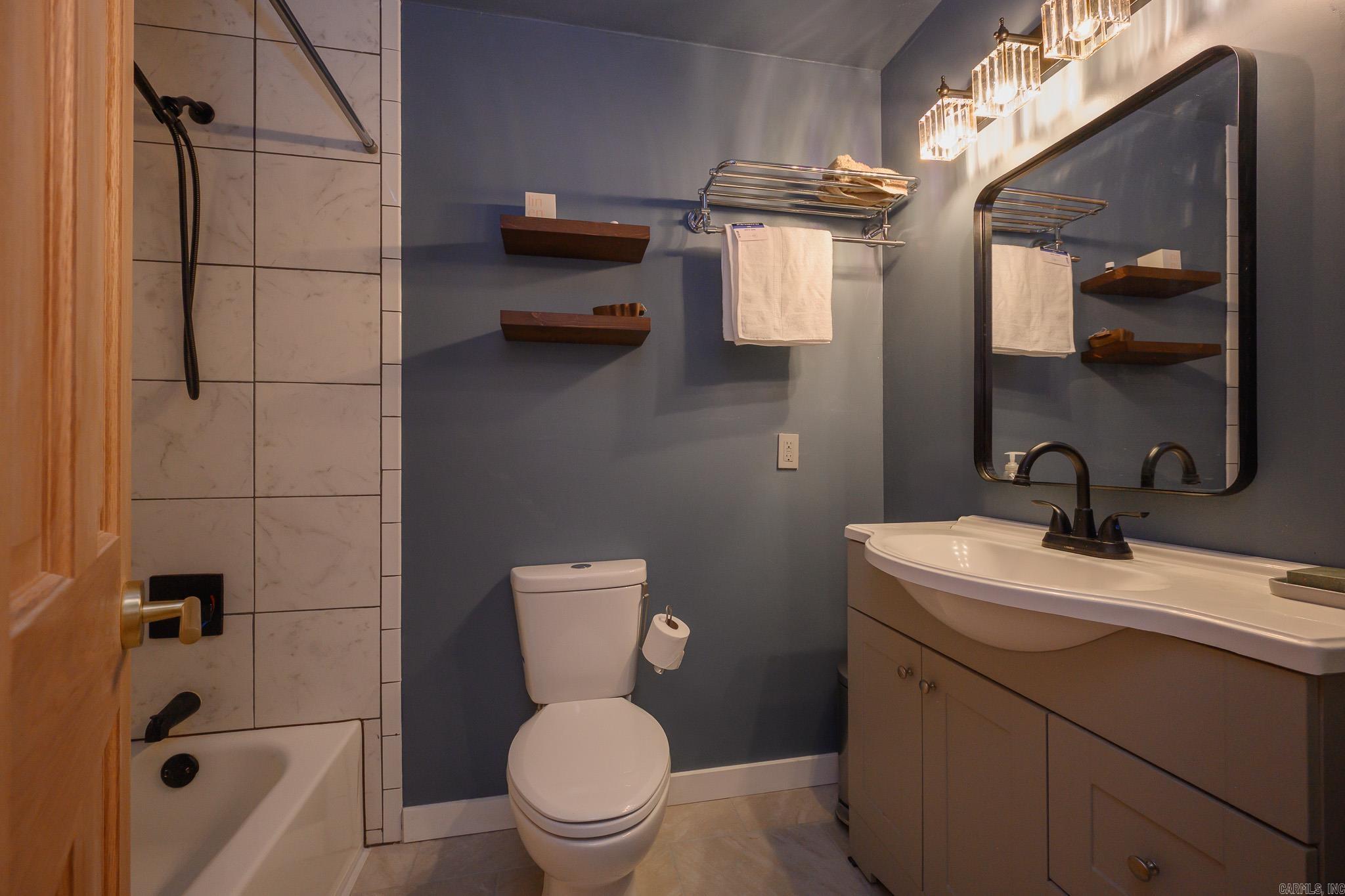 1705 Ashton Drive Property Photo 10