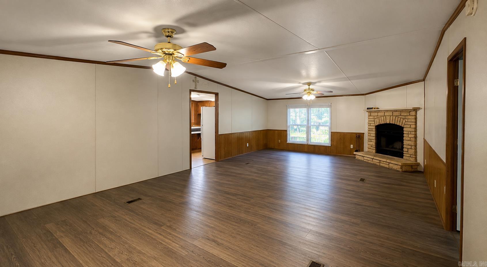 256 Watson Street Property Photo 3