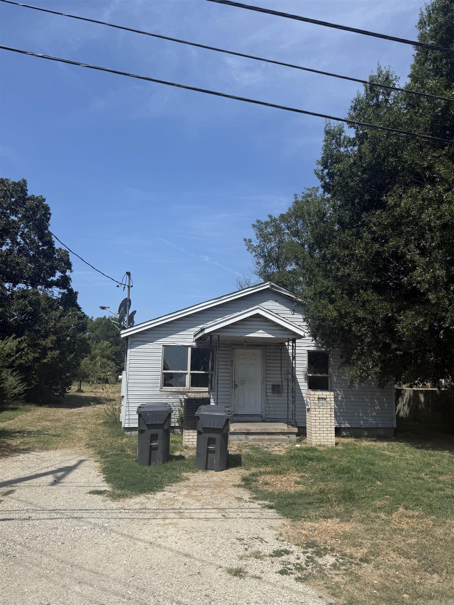 2007 Kathleen Street Property Photo 2