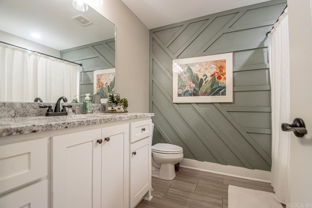 6533 Castle Ridge Property Photo 11