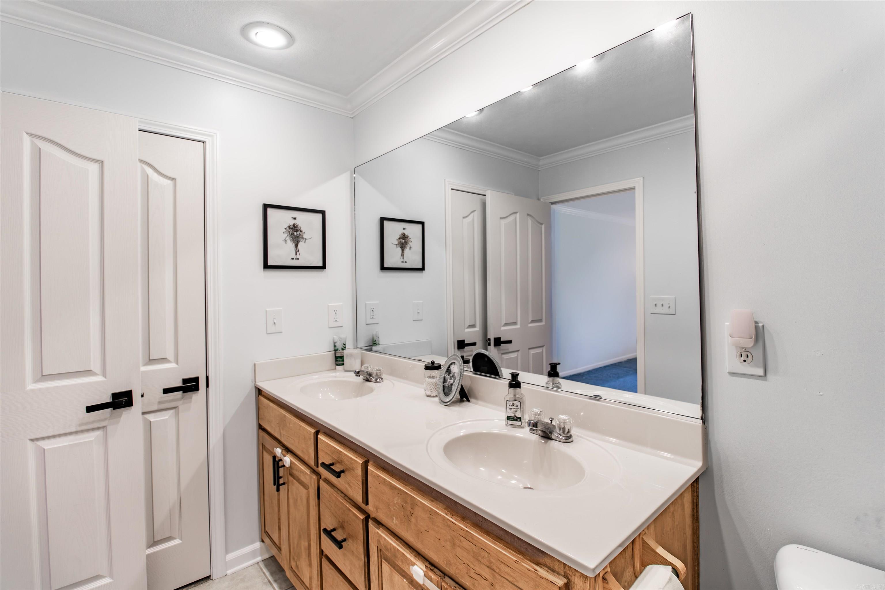 620 Blossom Property Photo 11