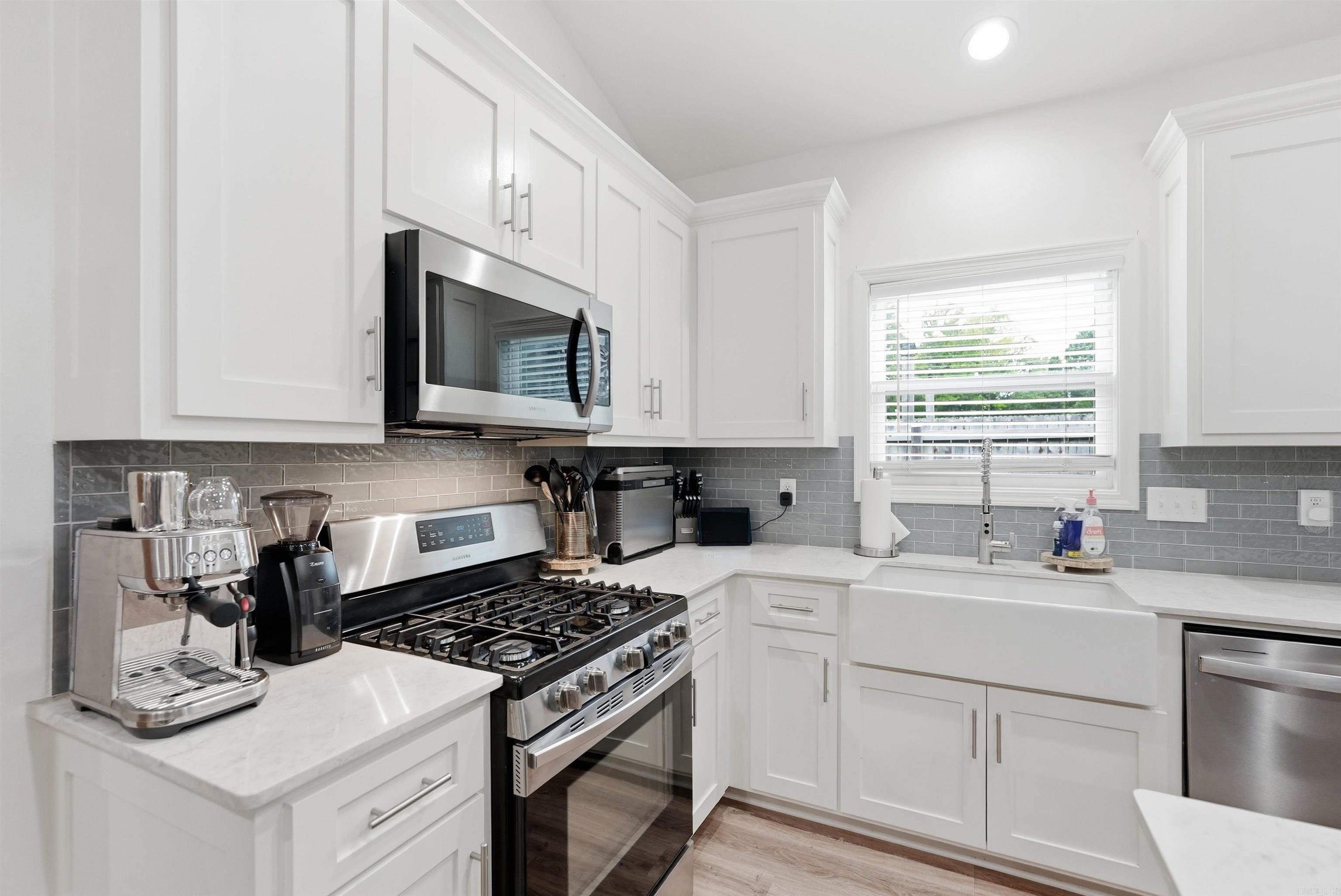 2805 Evonshire Drive Property Photo 17