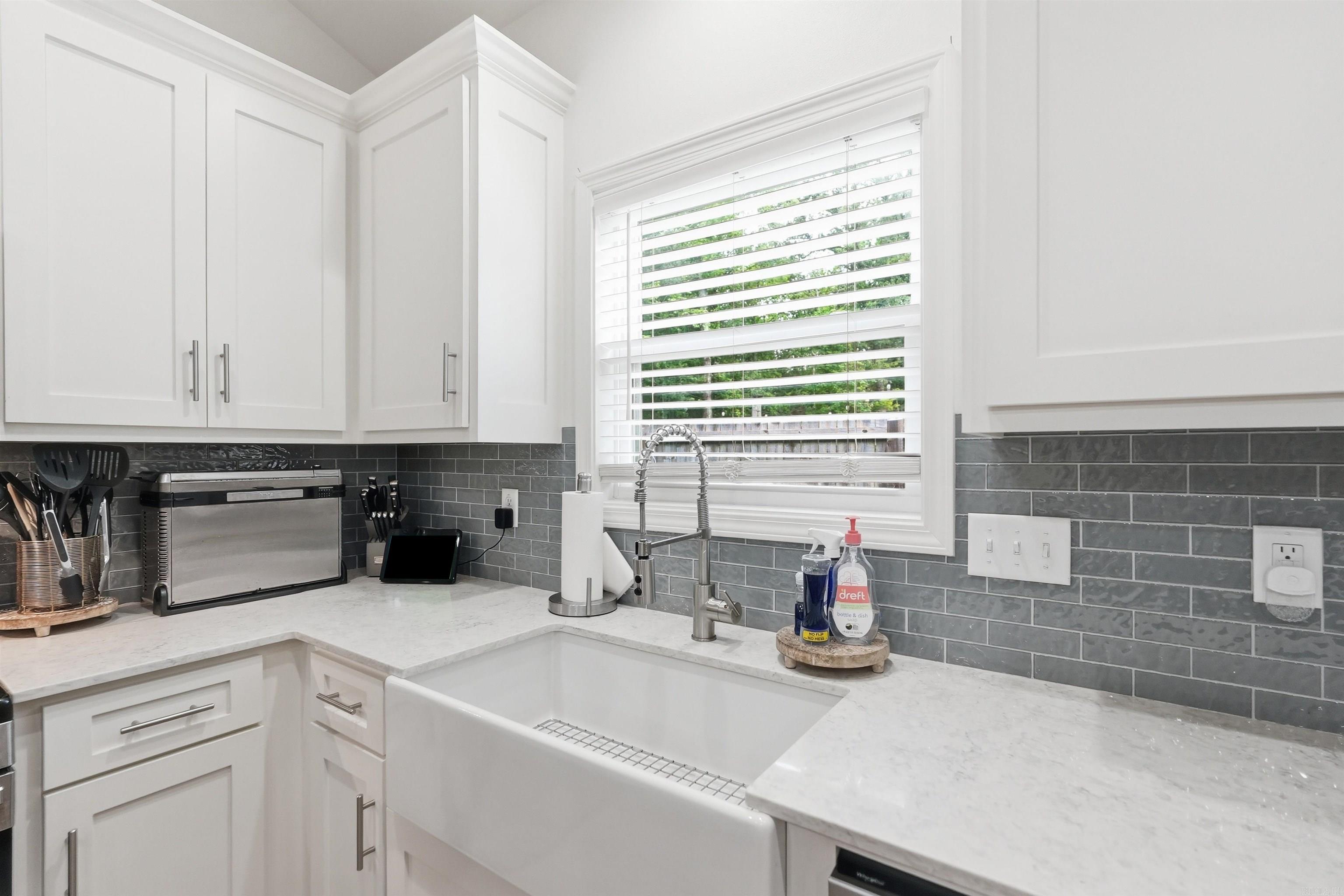 2805 Evonshire Drive Property Photo 19