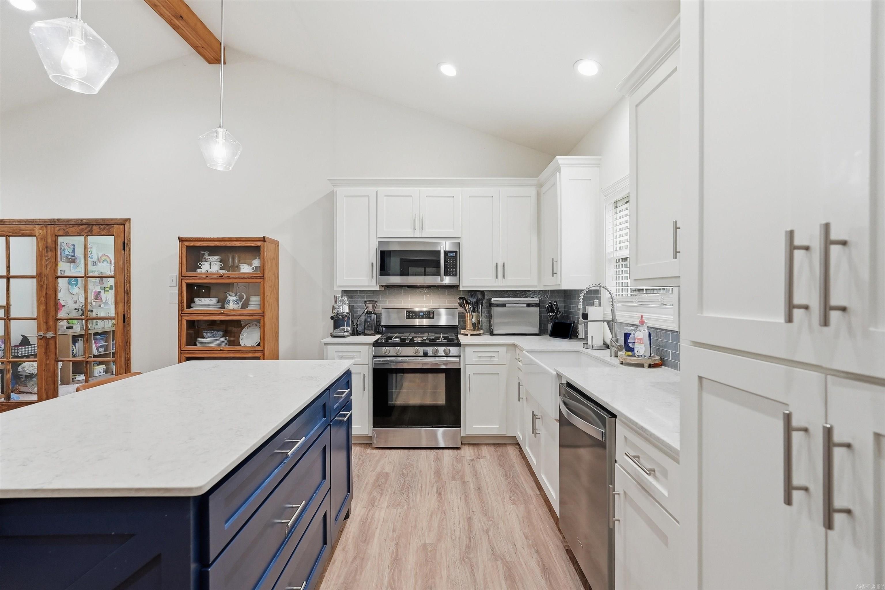 2805 Evonshire Drive Property Photo 20