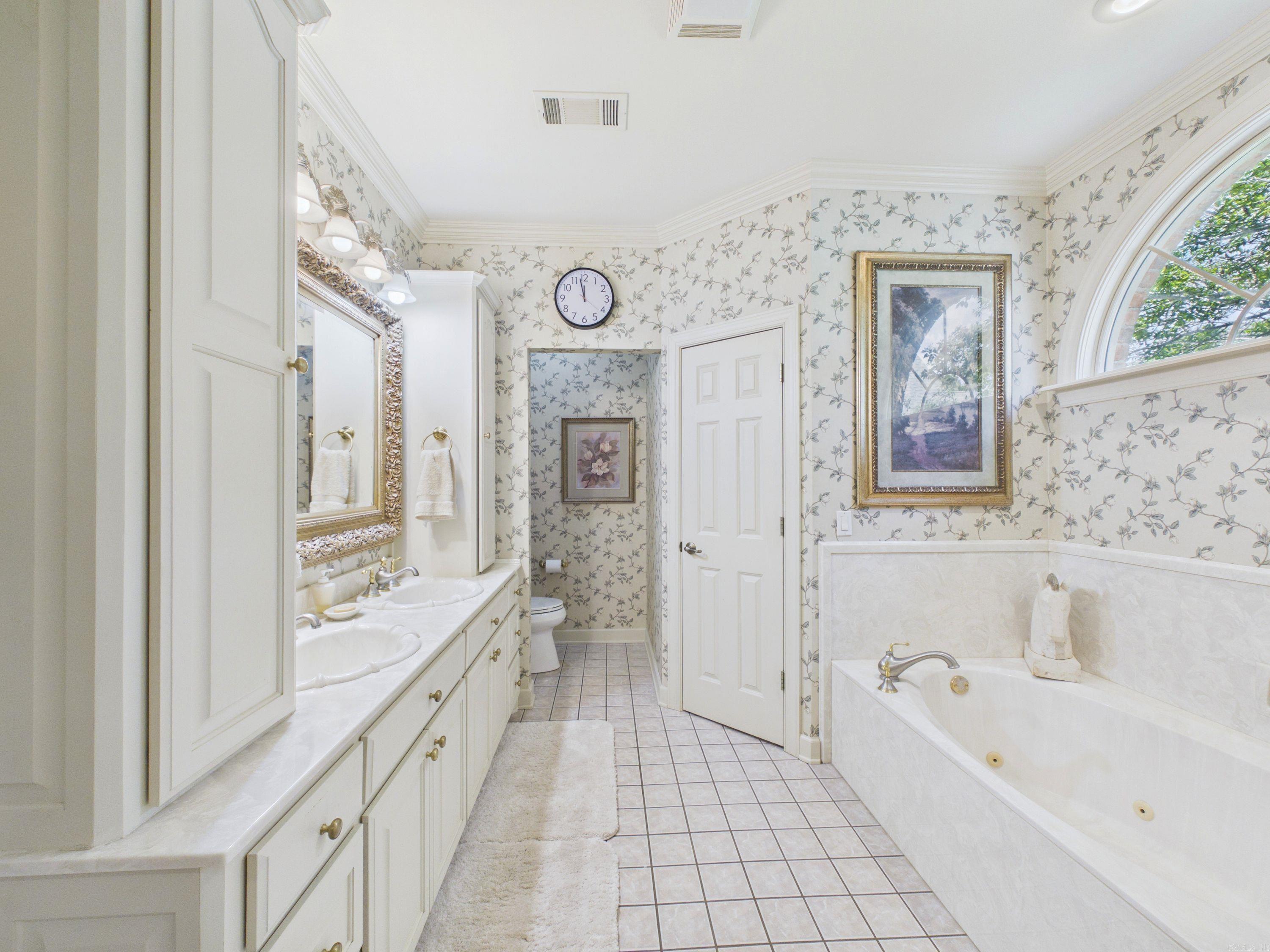 2802 Saddle Creek Rd Property Photo 17
