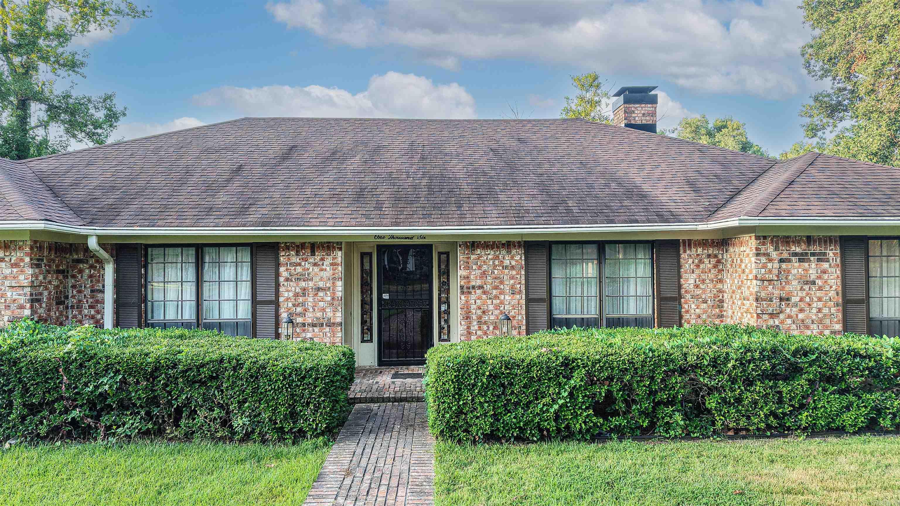 1006 Rosswood Colony Drive Property Photo 5