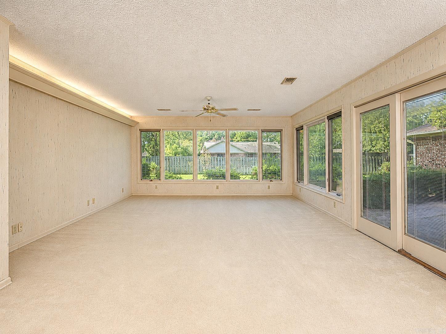 1006 Rosswood Colony Drive Property Photo 12