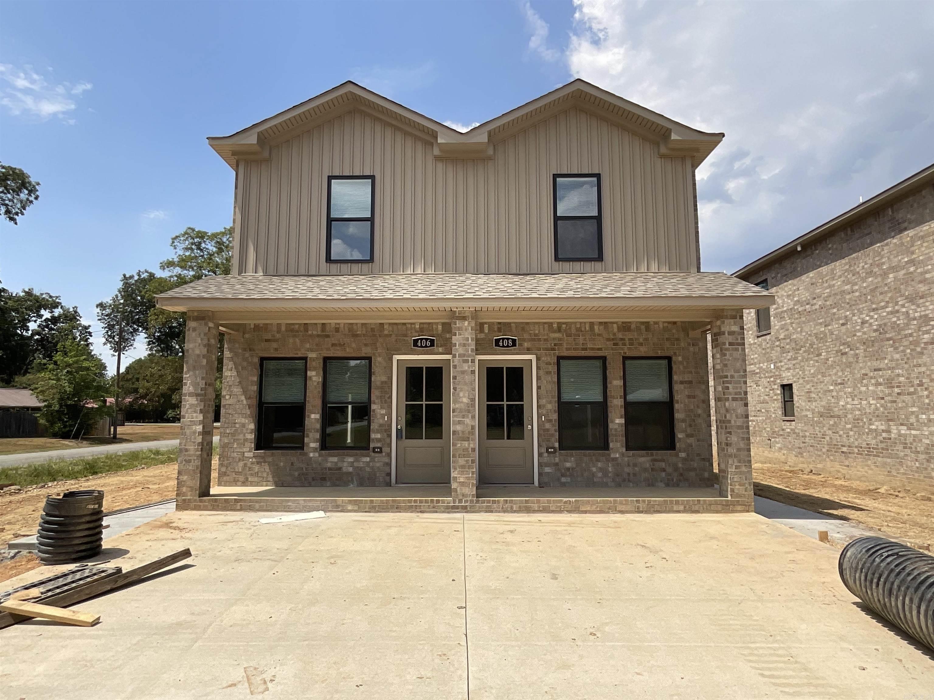 406 & 408 England Street Property Photo 1