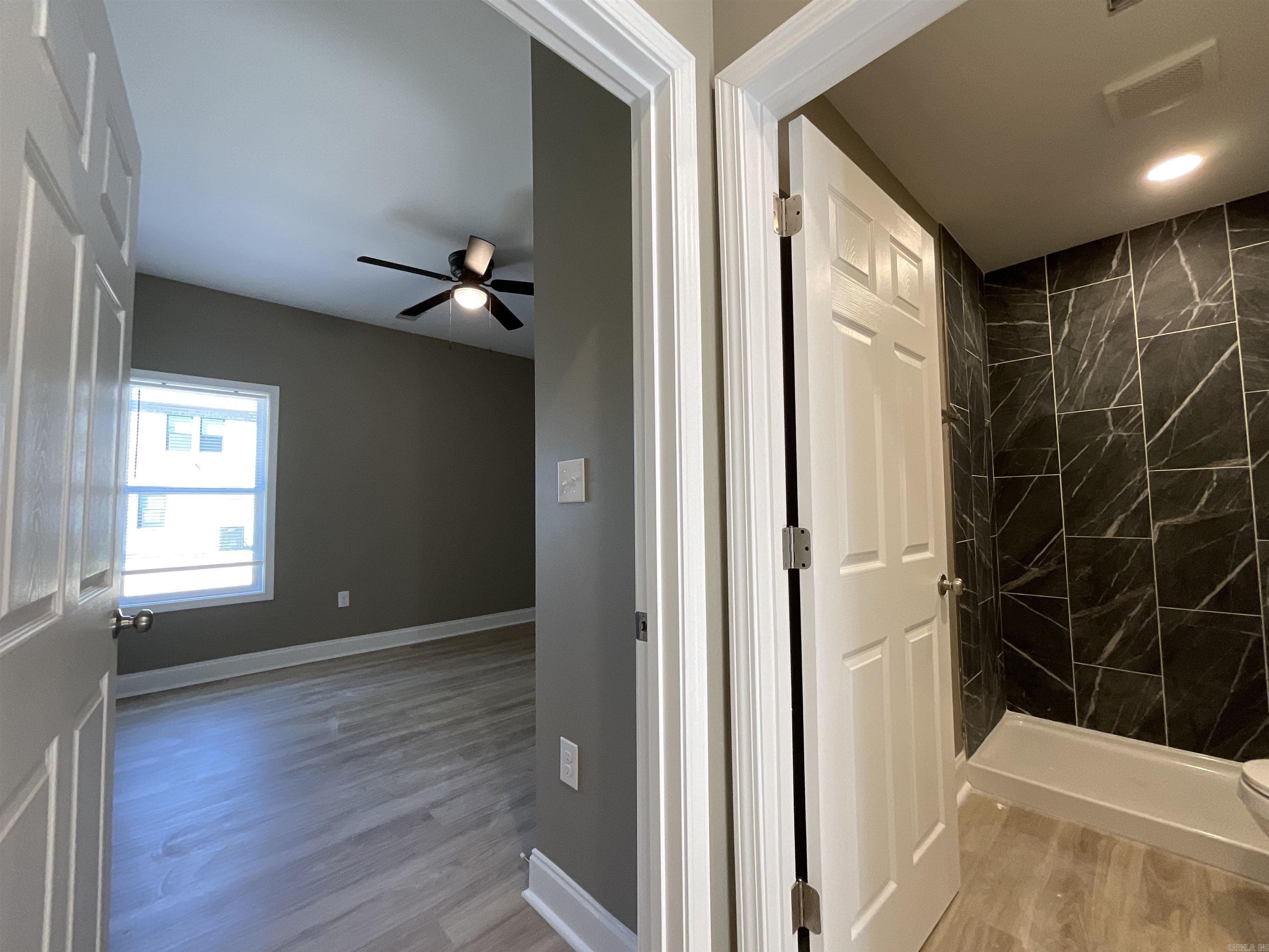 406 & 408 England Street Property Photo 11
