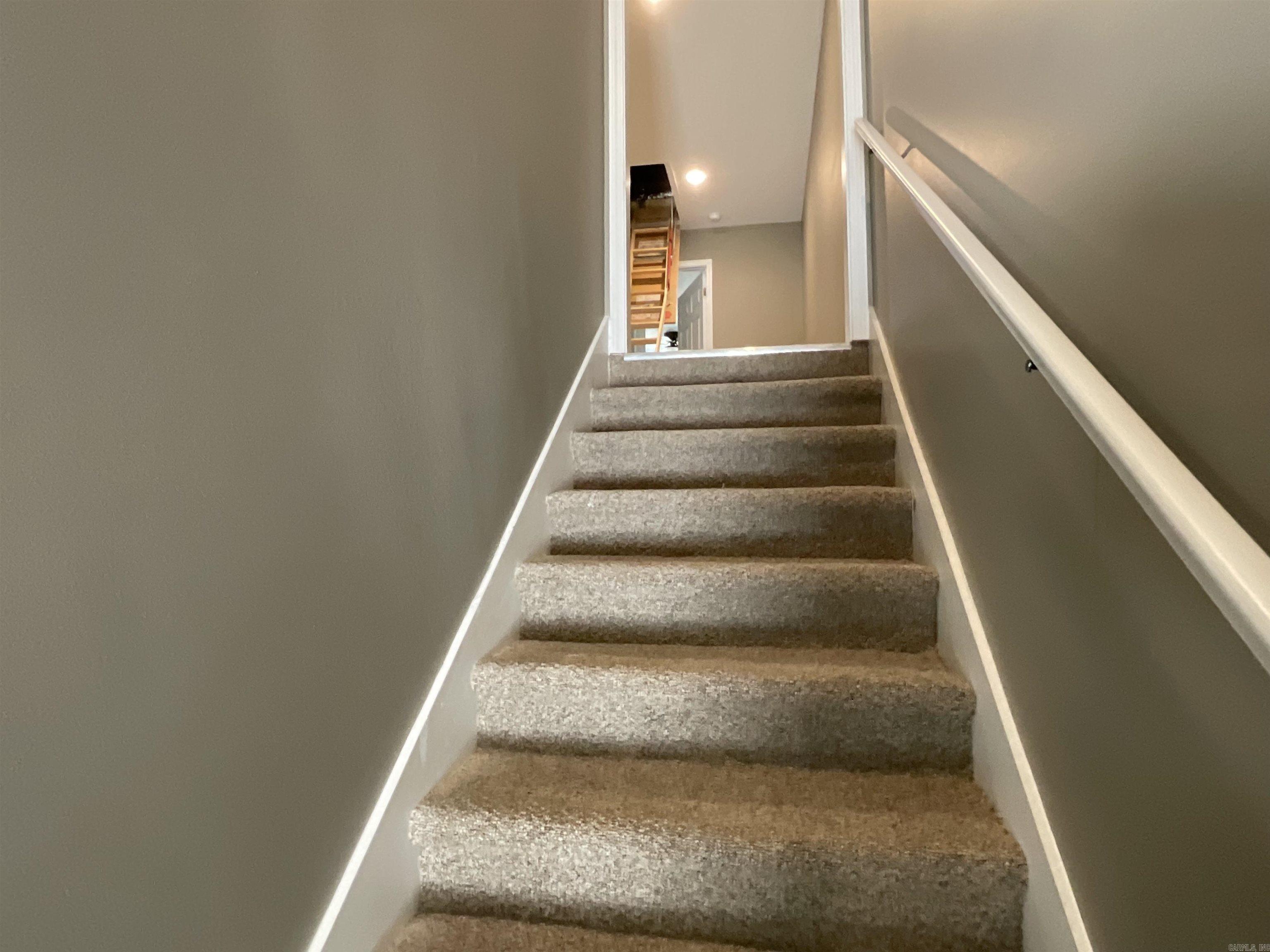 406 & 408 England Street Property Photo 15