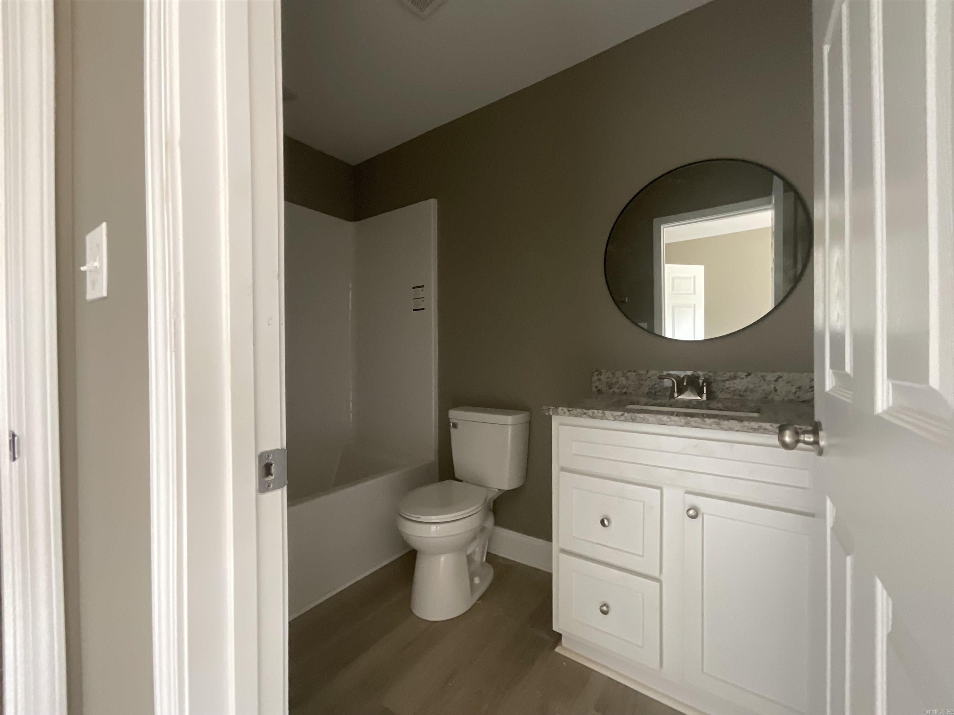 406 & 408 England Street Property Photo 21