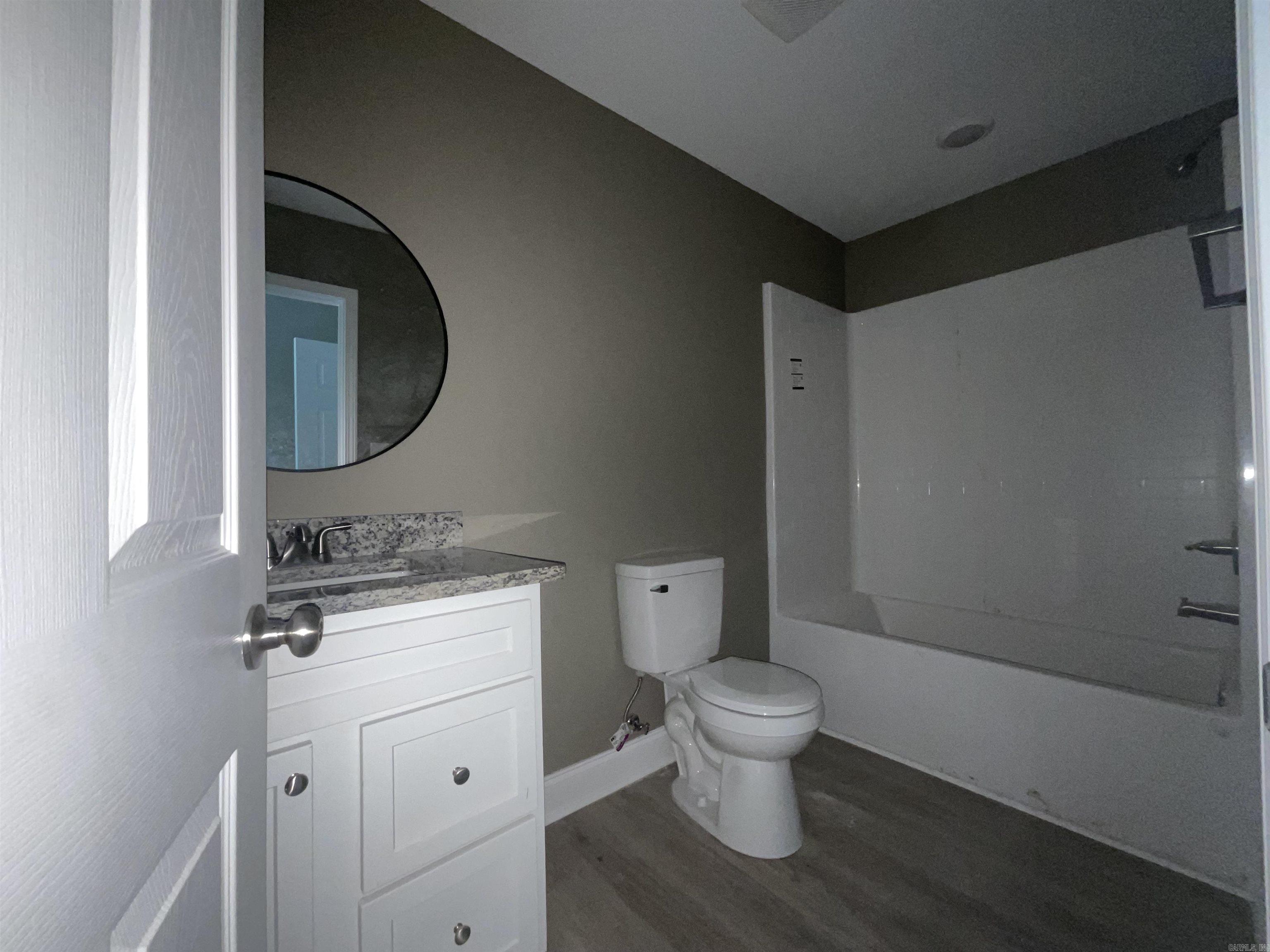 406 & 408 England Street Property Photo 23