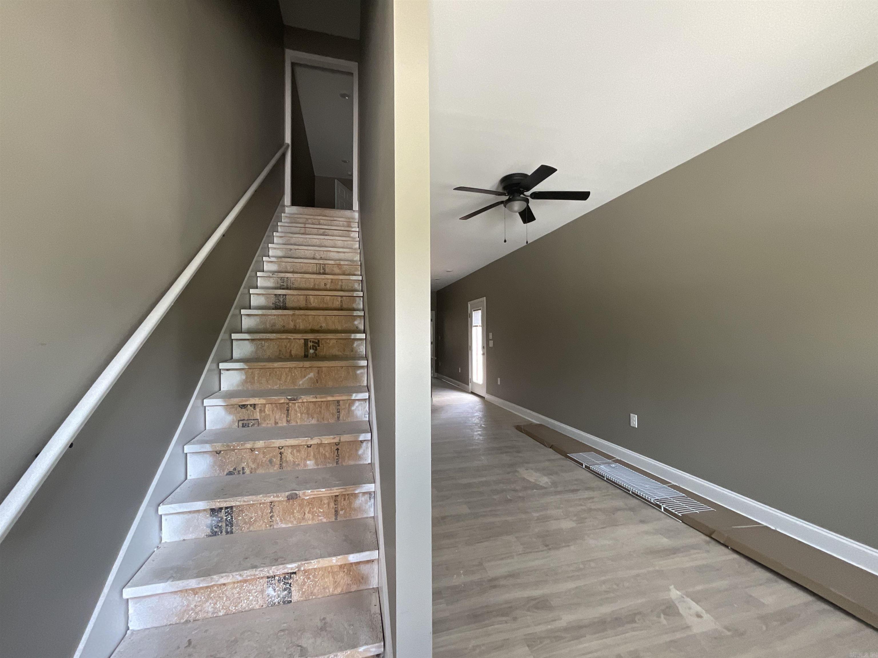 406 & 408 England Street Property Photo 29
