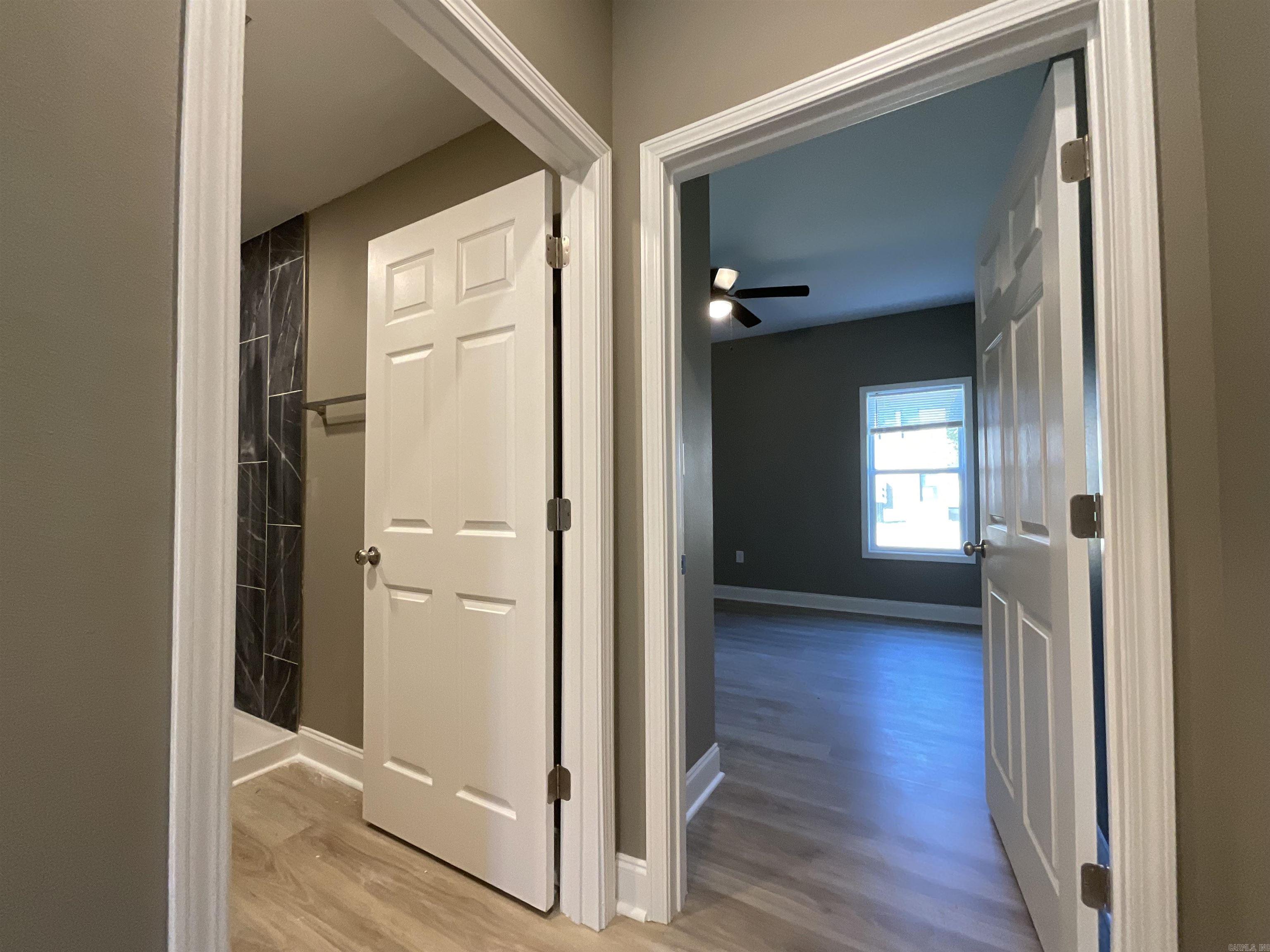 406 & 408 England Street Property Photo 33