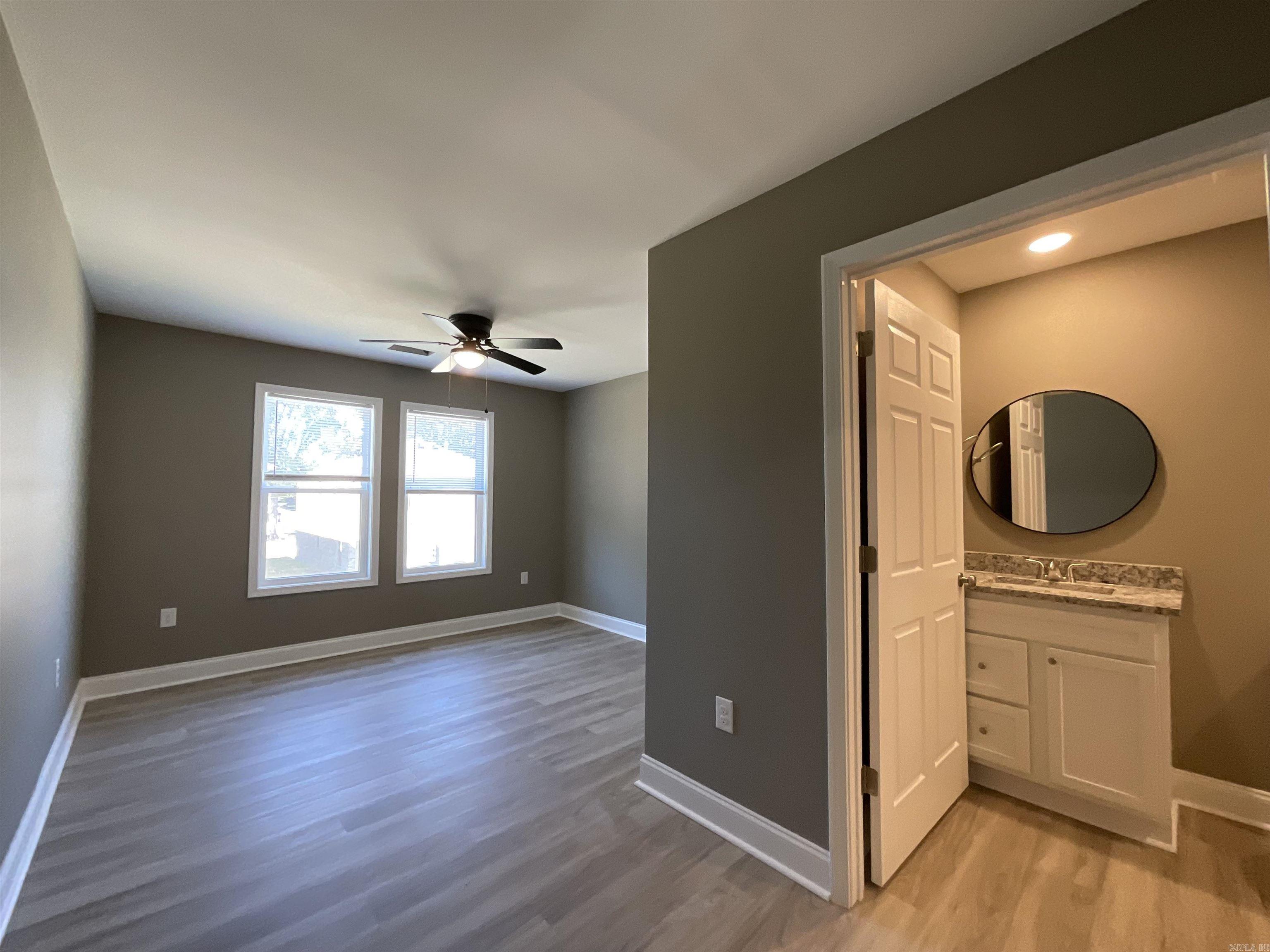 406 & 408 England Street Property Photo 39