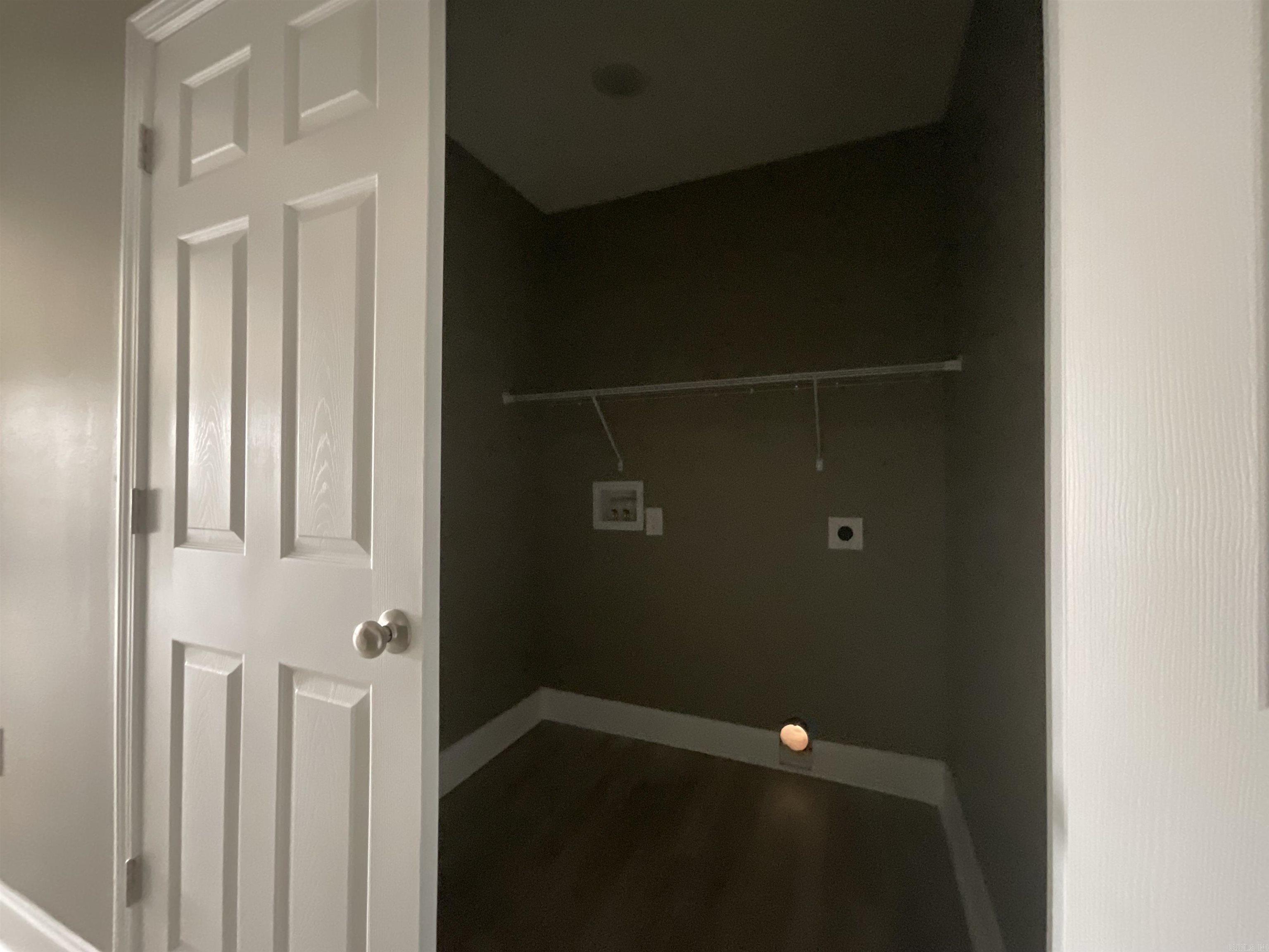 406 & 408 England Street Property Photo 40