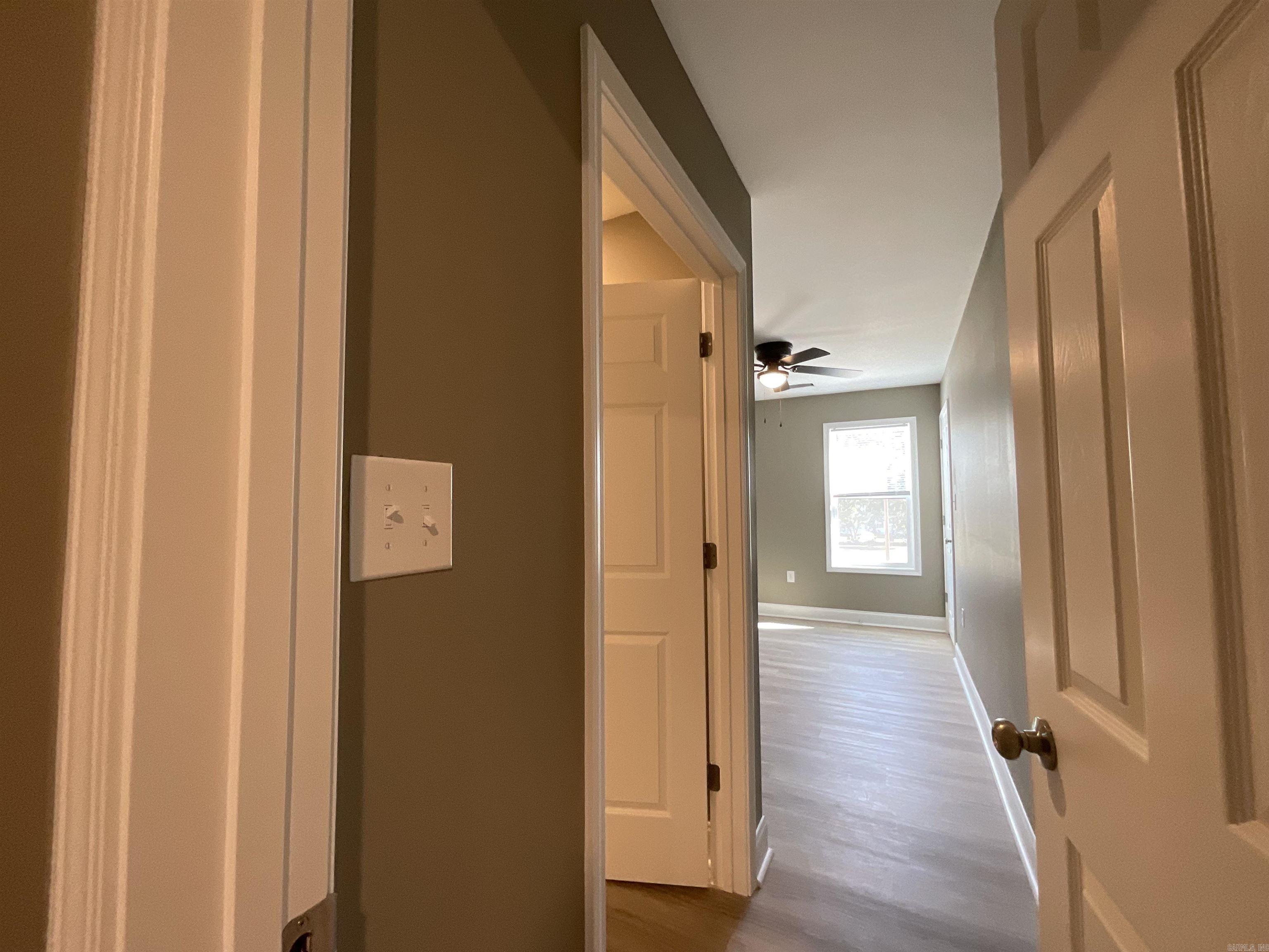 406 & 408 England Street Property Photo 44