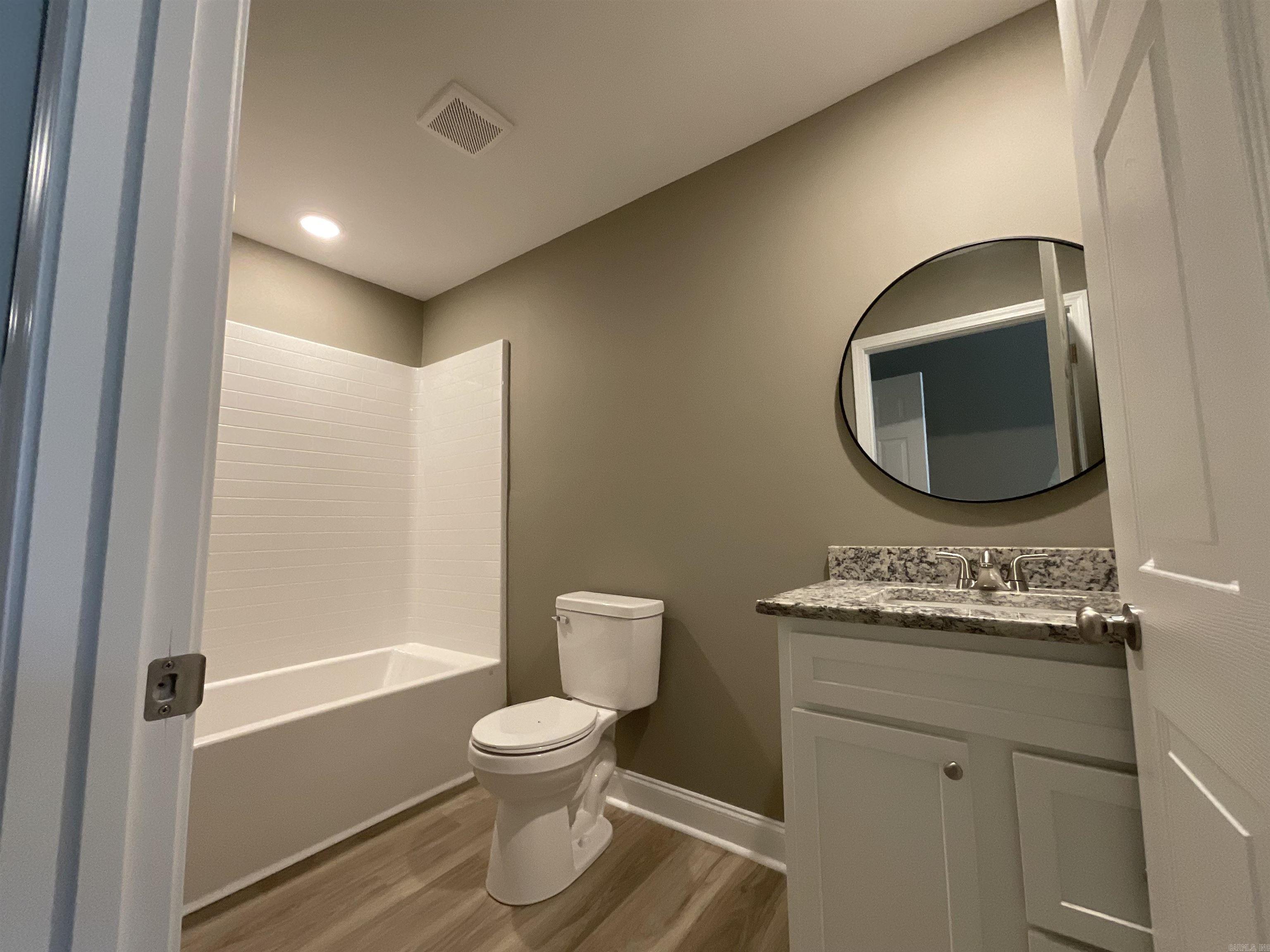 406 & 408 England Street Property Photo 45