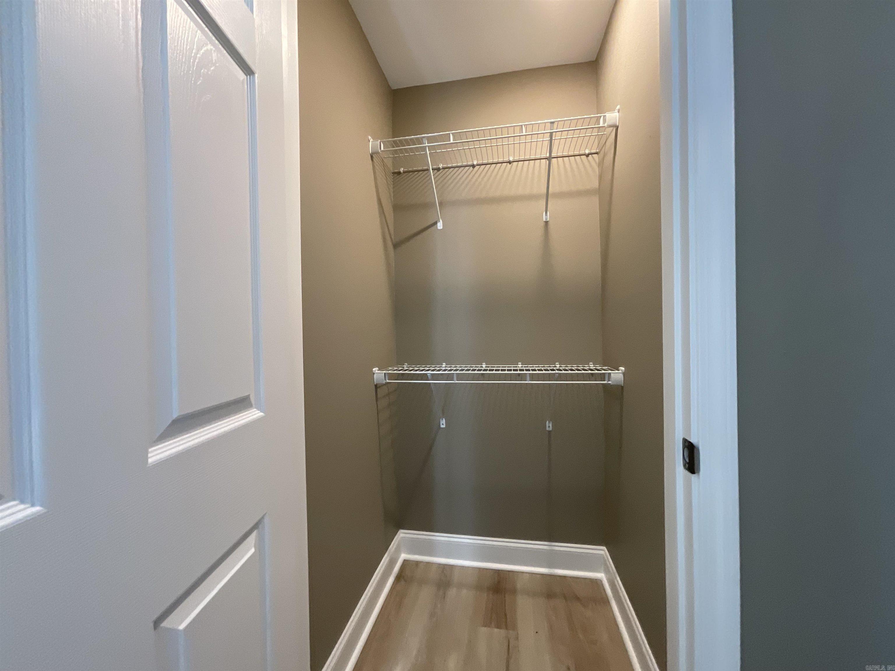 406 & 408 England Street Property Photo 48