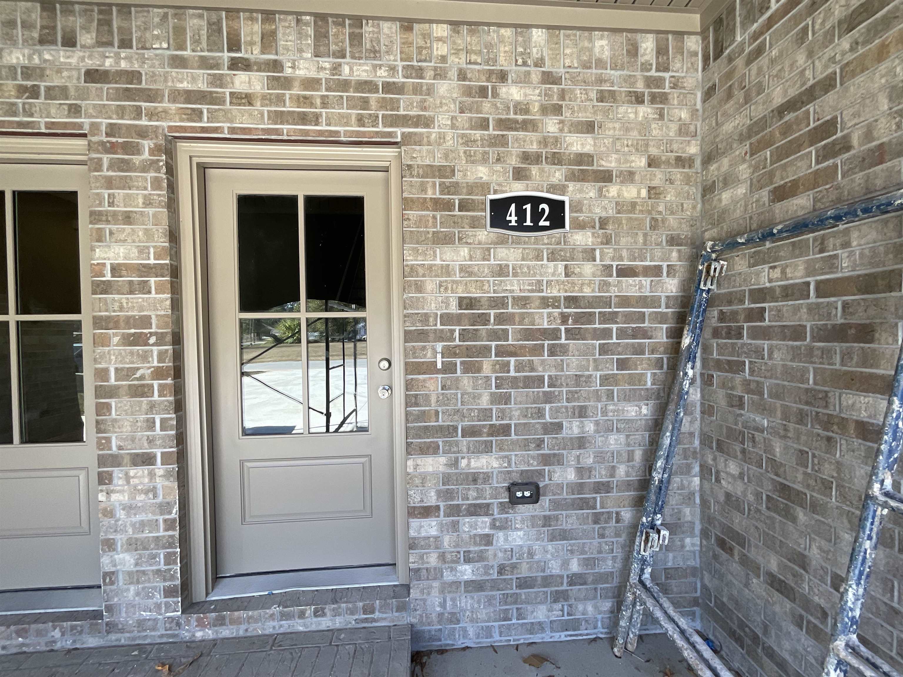410, 412, 414 England Street Property Photo 26