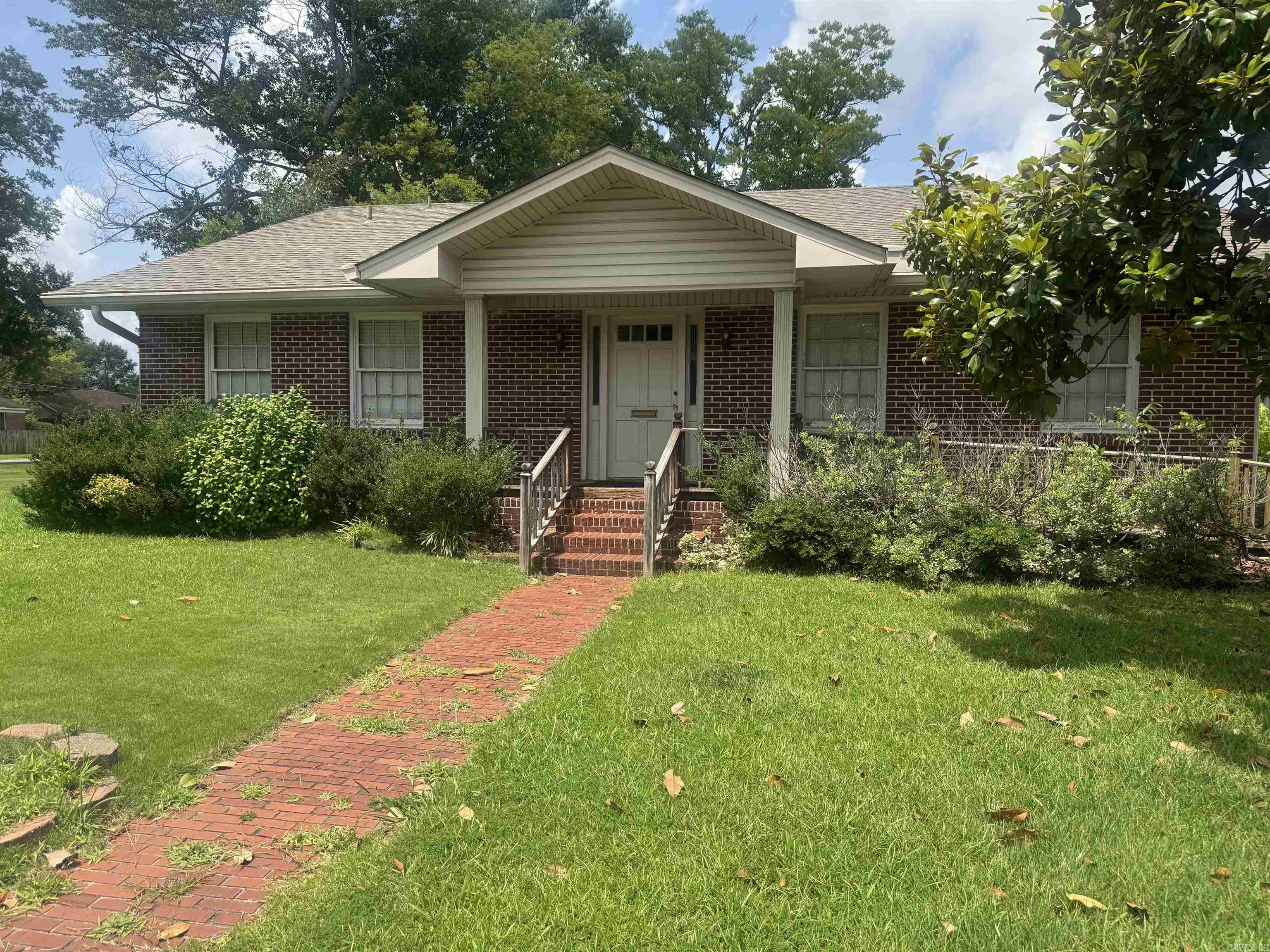 1616 Cherry Street Property Photo 1