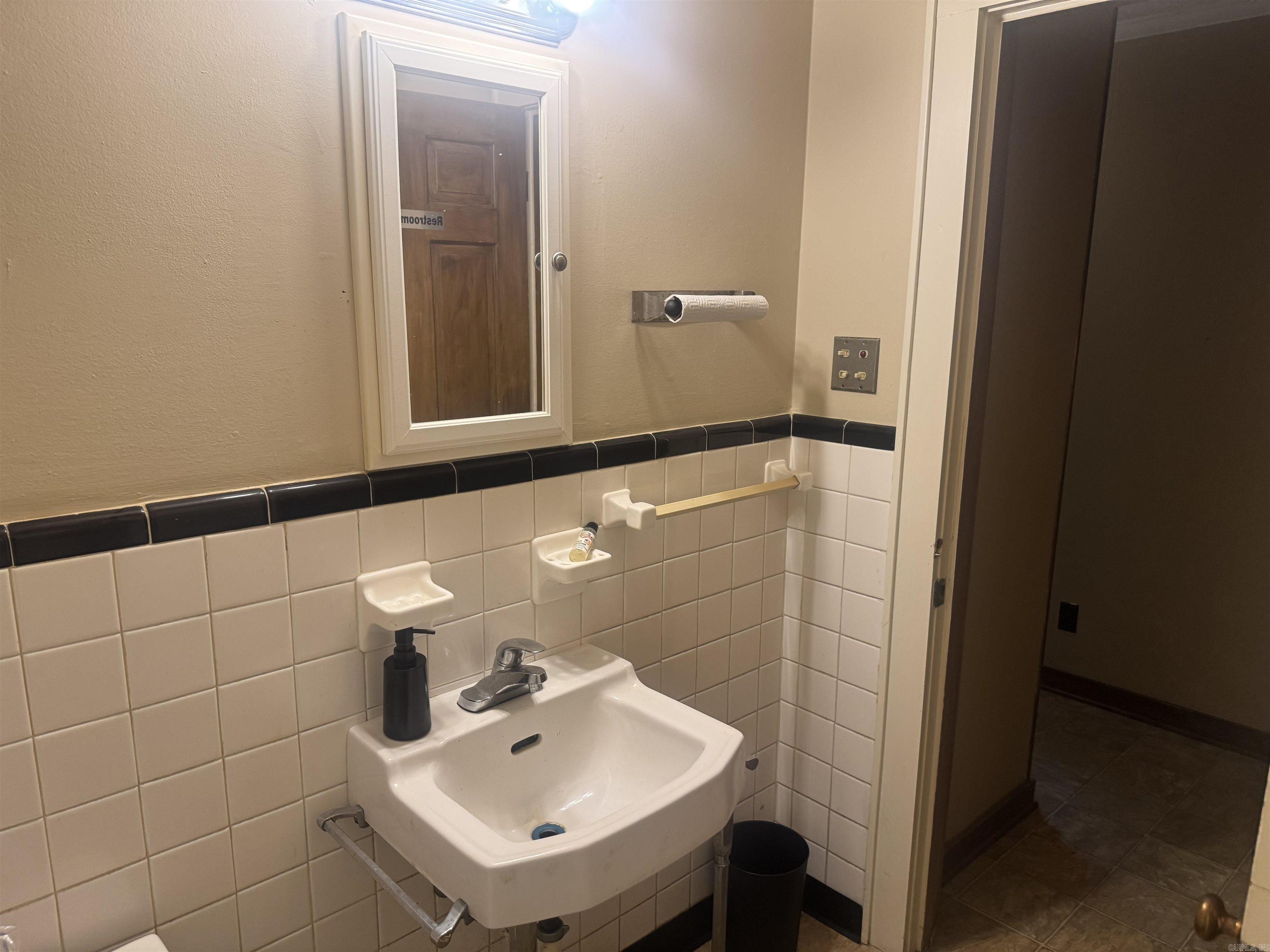 1616 Cherry Street Property Photo 11