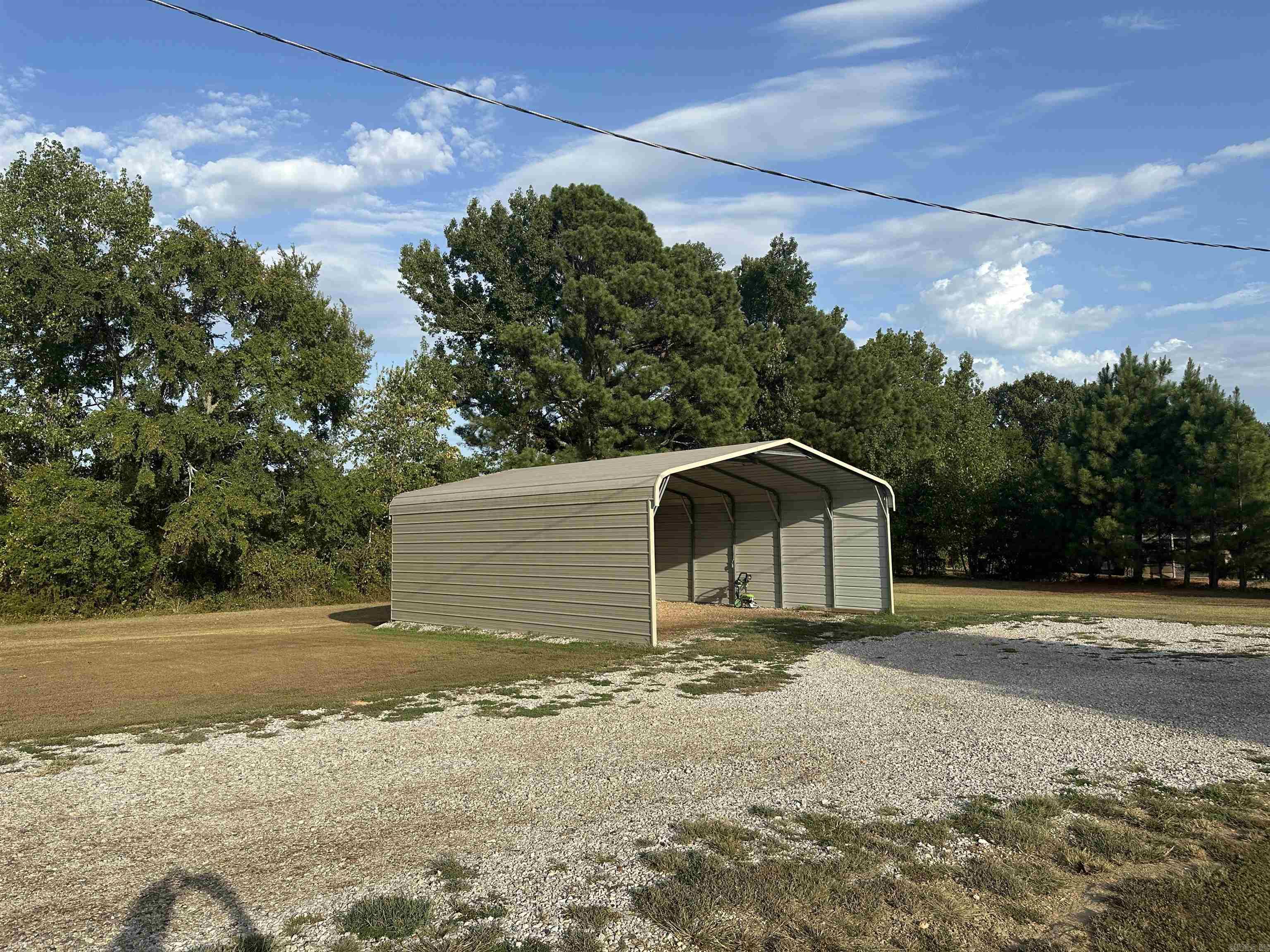300 Logan Lane Property Photo 8