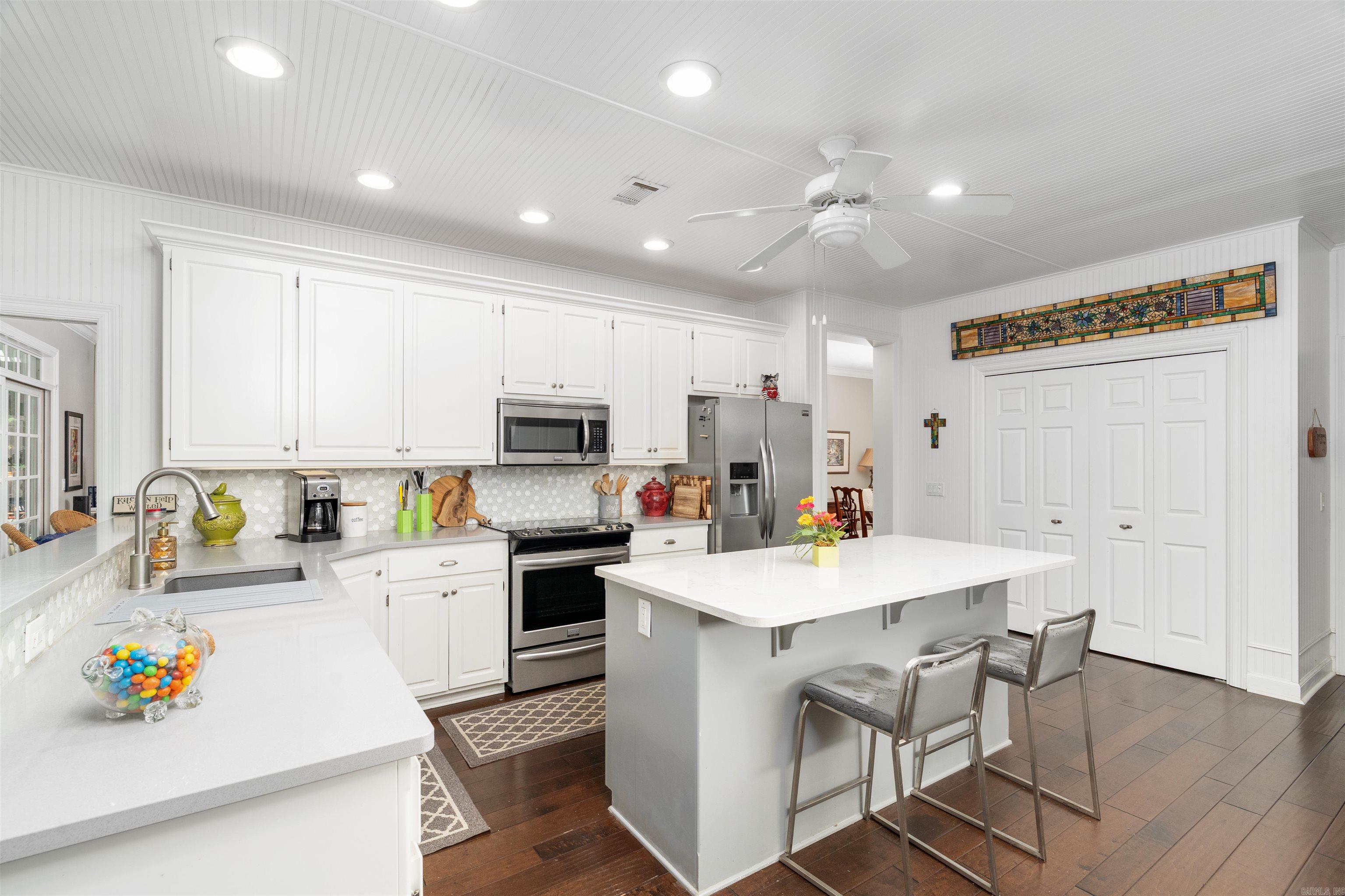 6 Navegar Circle Property Photo 12