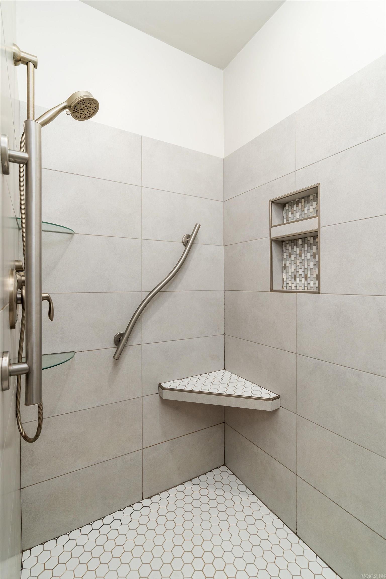 6 Navegar Circle Property Photo 23