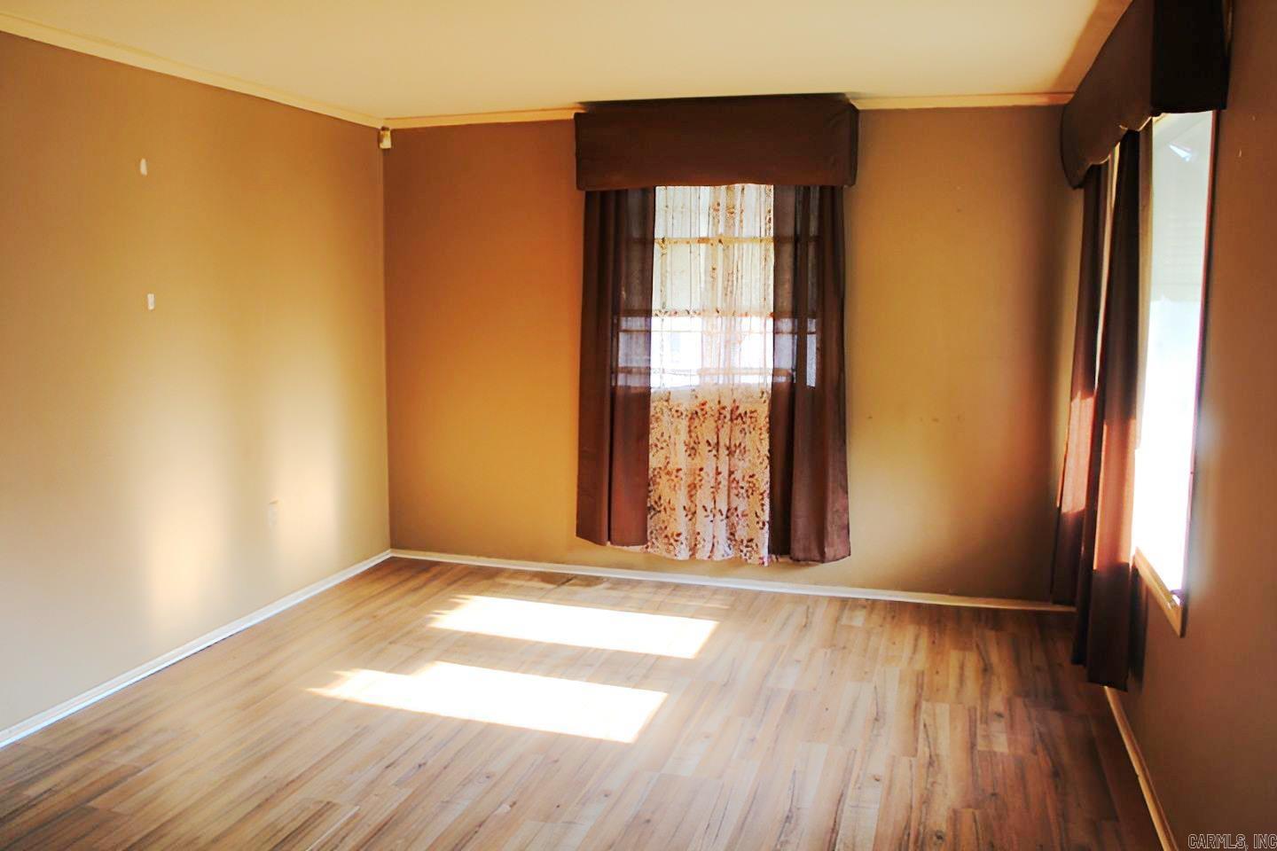 2012 Poplar Street Property Photo 8