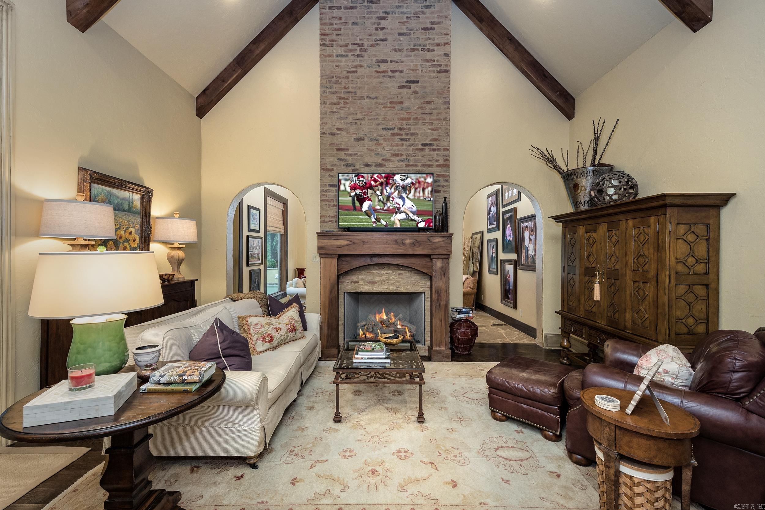 79 Sologne Circle Property Photo 3