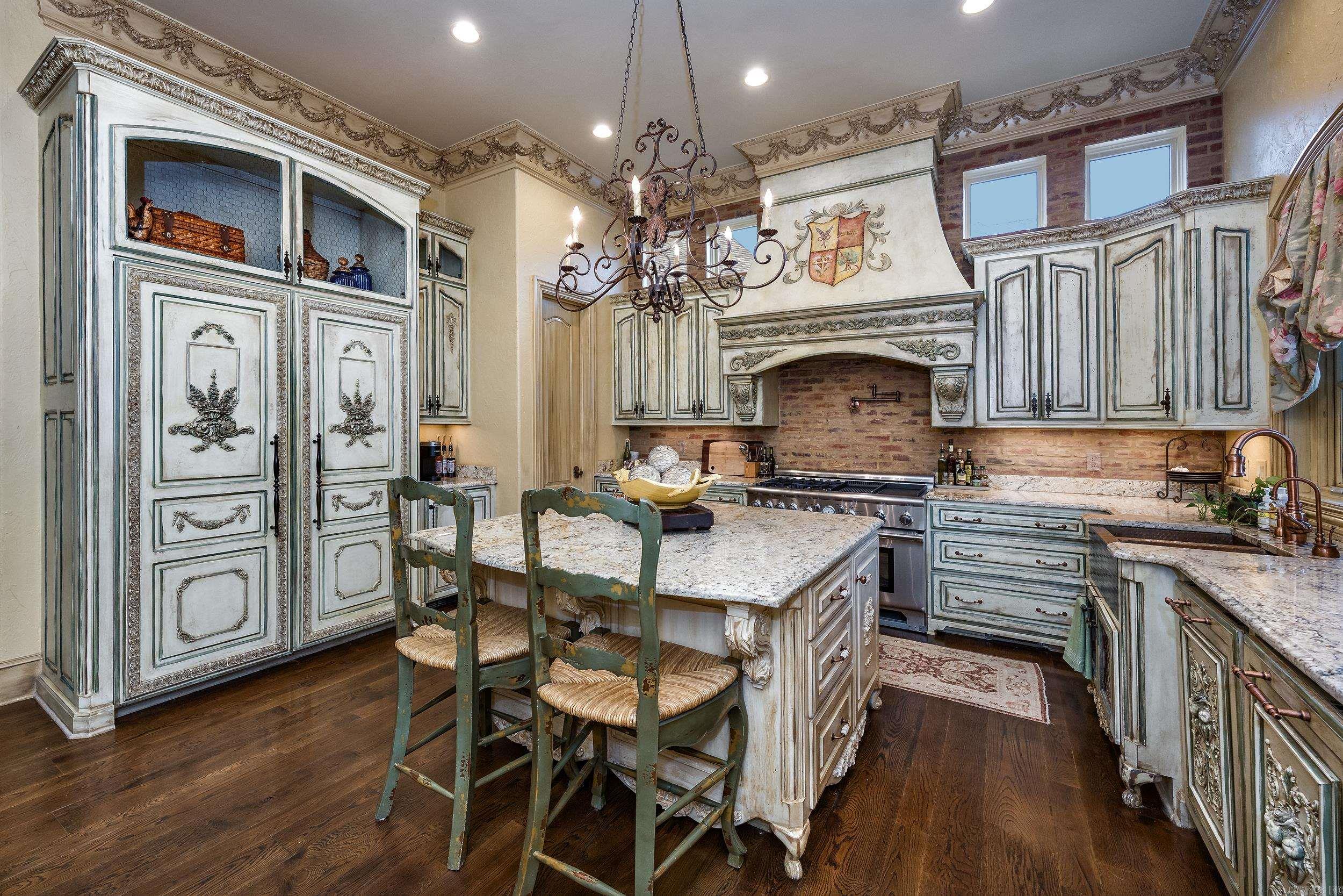 79 Sologne Circle Property Photo 4