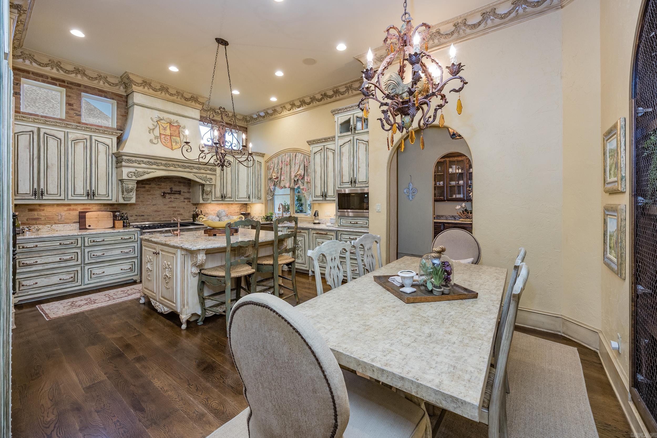 79 Sologne Circle Property Photo 14