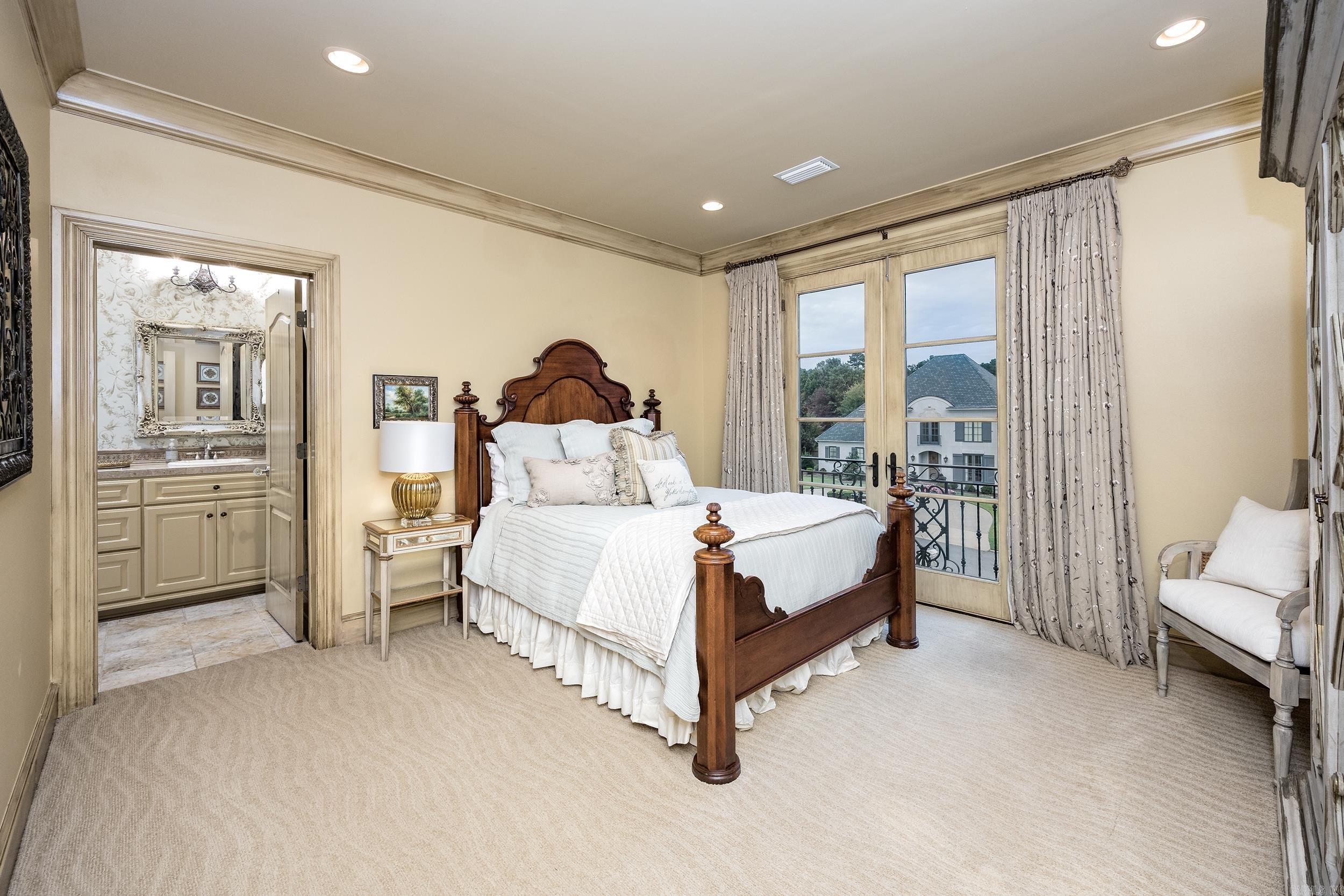 79 Sologne Circle Property Photo 40