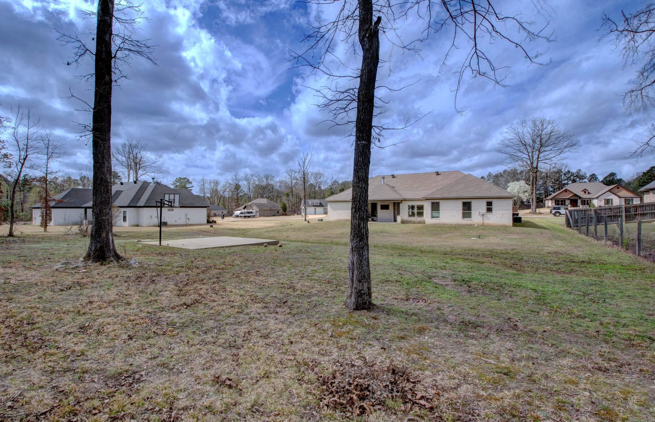 9024 Greenstone Drive Property Photo 35