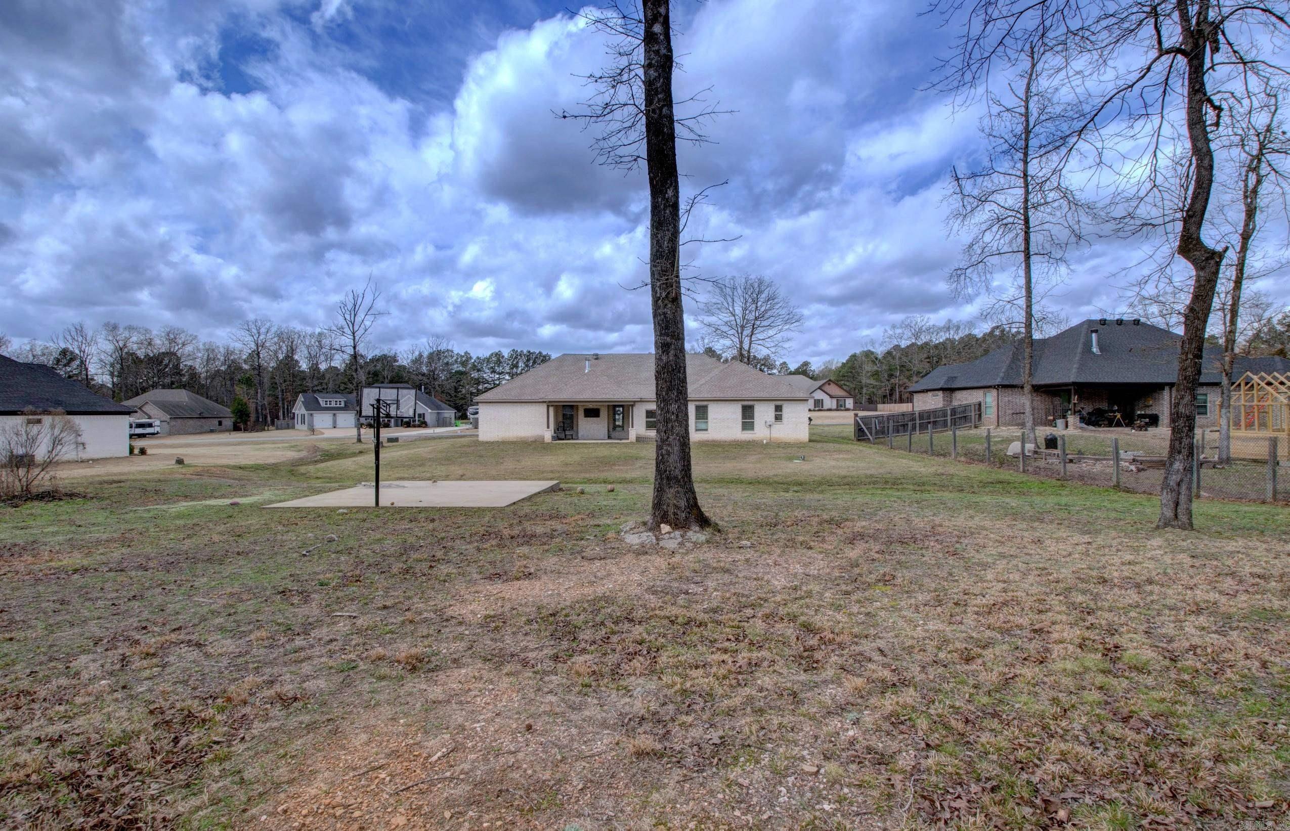9024 Greenstone Drive Property Photo 36