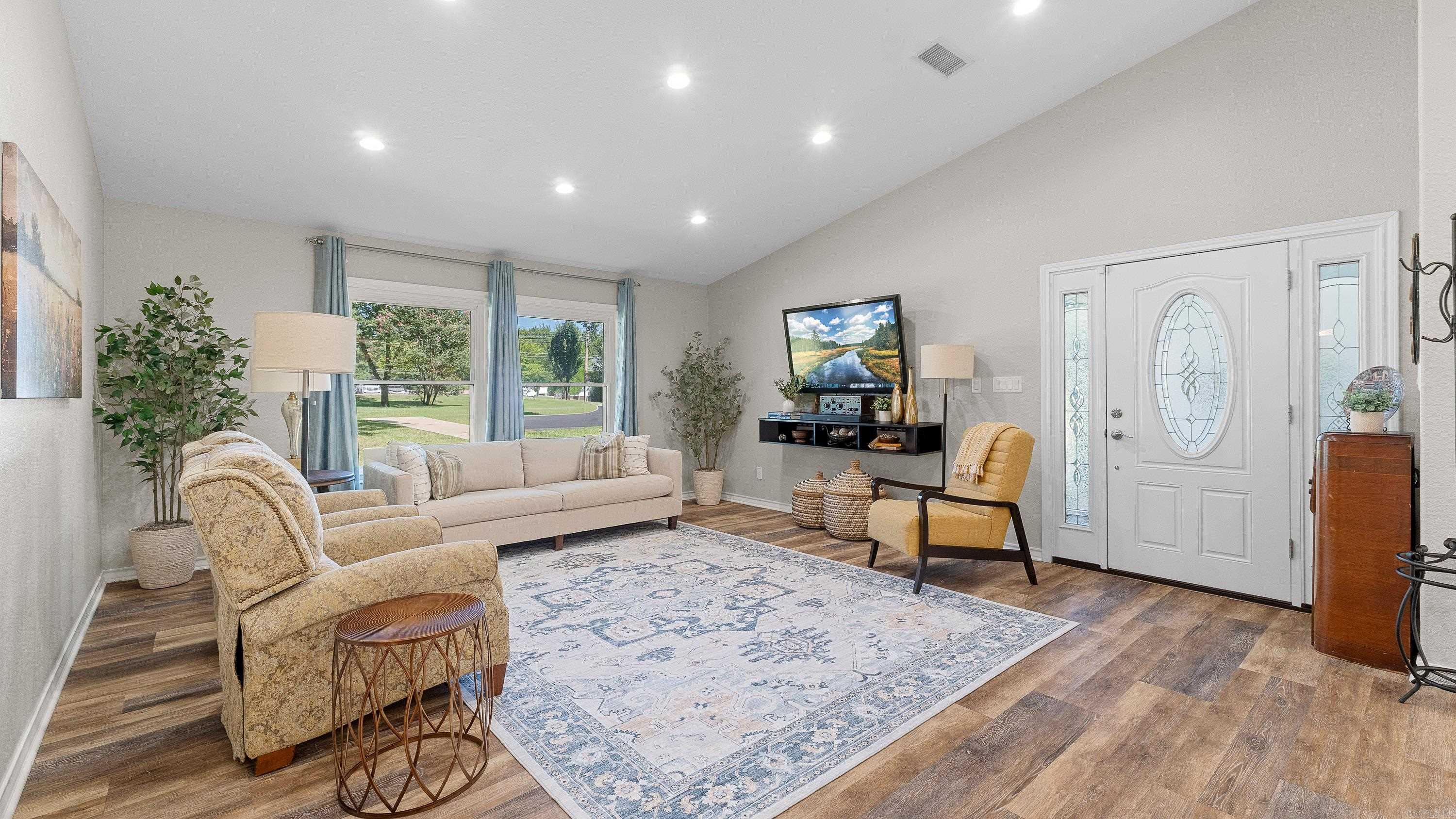 6509 Summerhill Road Property Photo 4